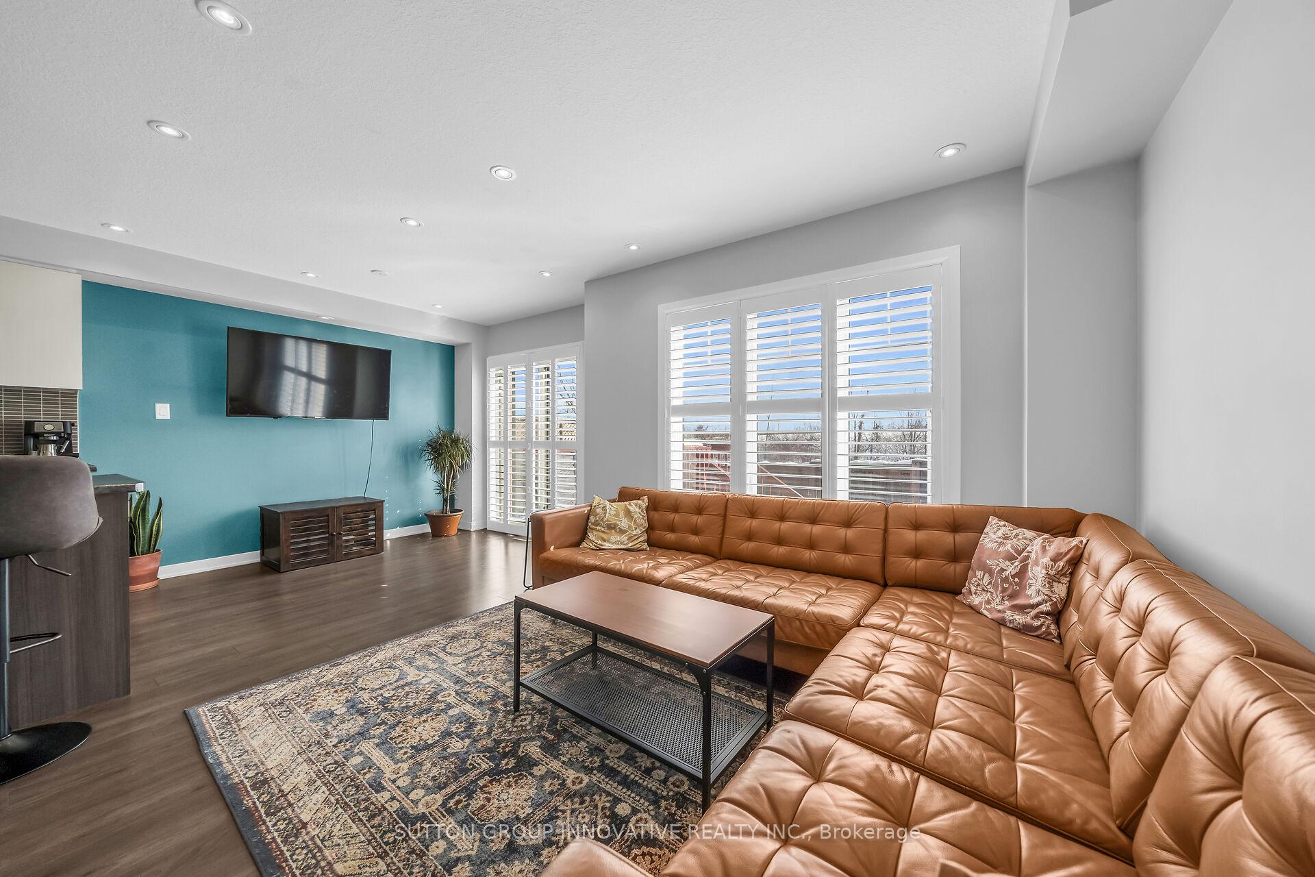 Photo 10 of 142 Crafter Crescent, Hamilton, Stoney Creek Mountain — HOMEH