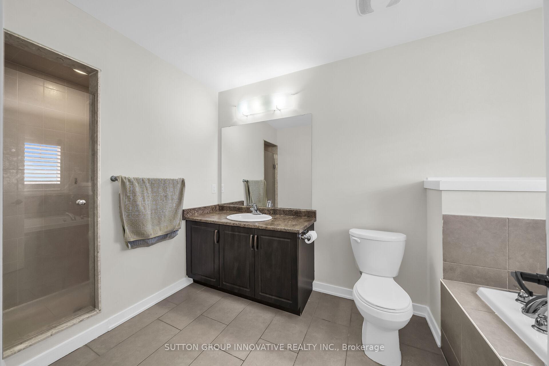 Photo 26 of 142 Crafter Crescent, Hamilton, Stoney Creek Mountain — HOMEH