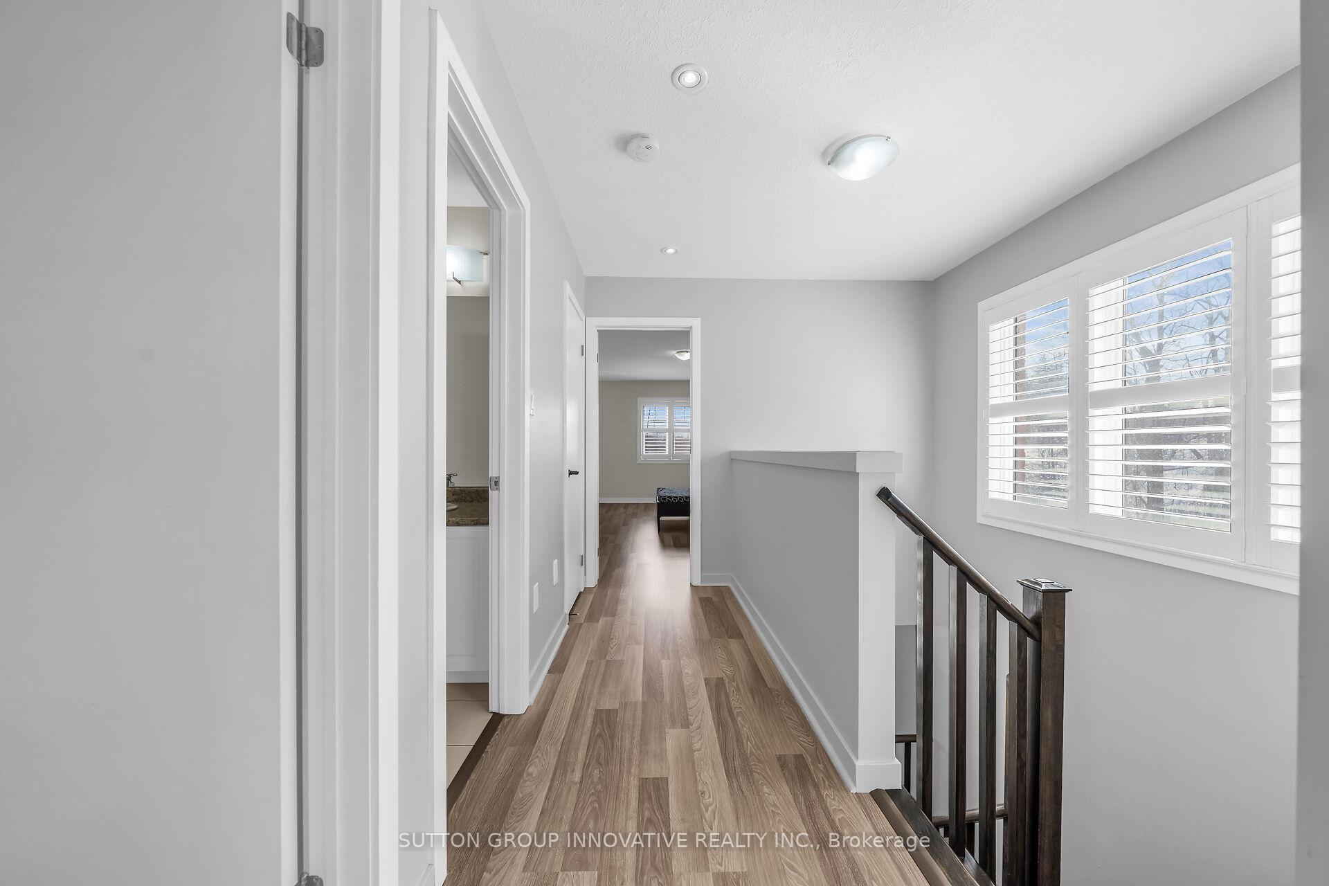 Photo 28 of 142 Crafter Crescent, Hamilton, Stoney Creek Mountain — HOMEH