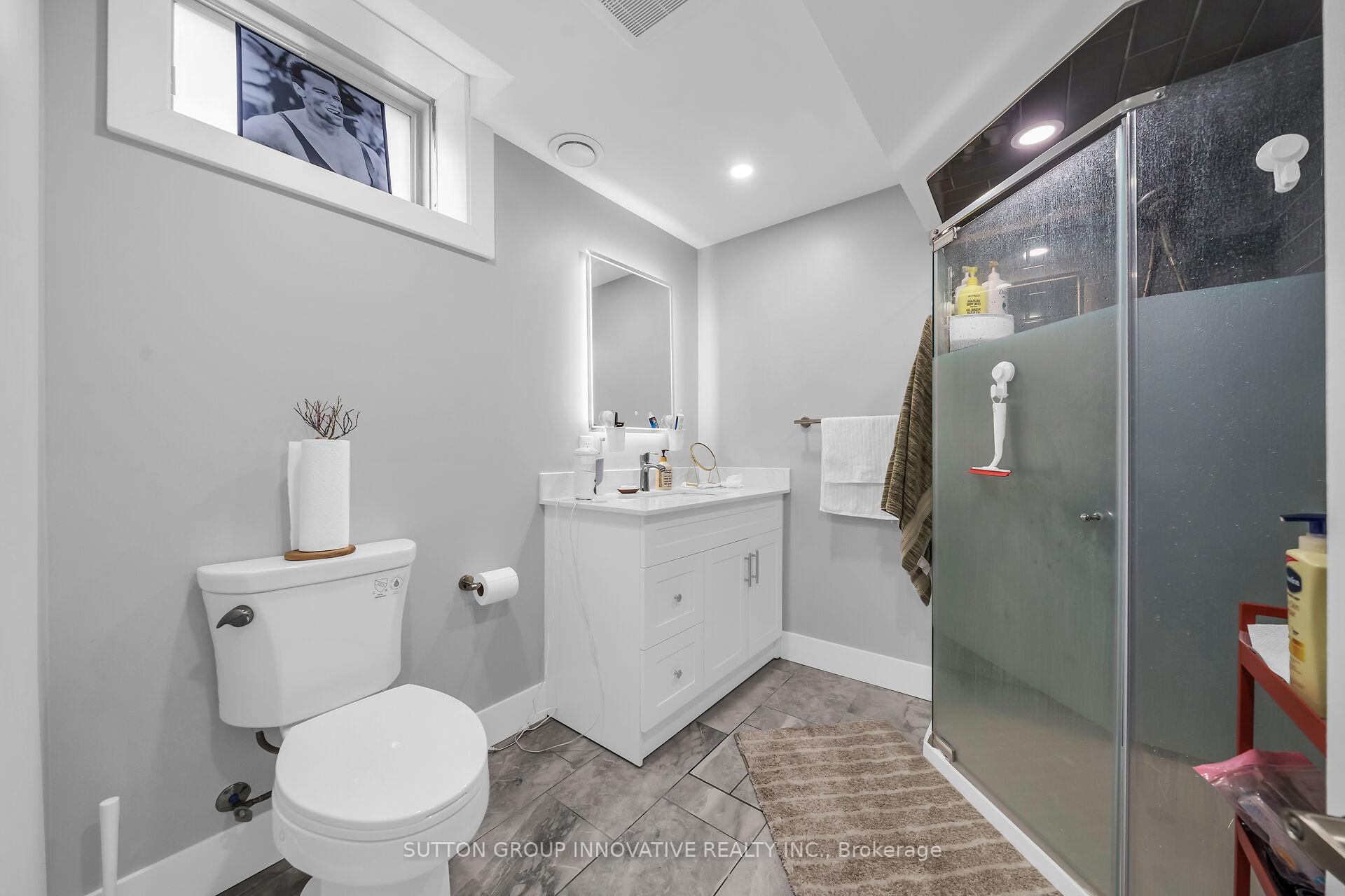 Photo 36 of 142 Crafter Crescent, Hamilton, Stoney Creek Mountain — HOMEH