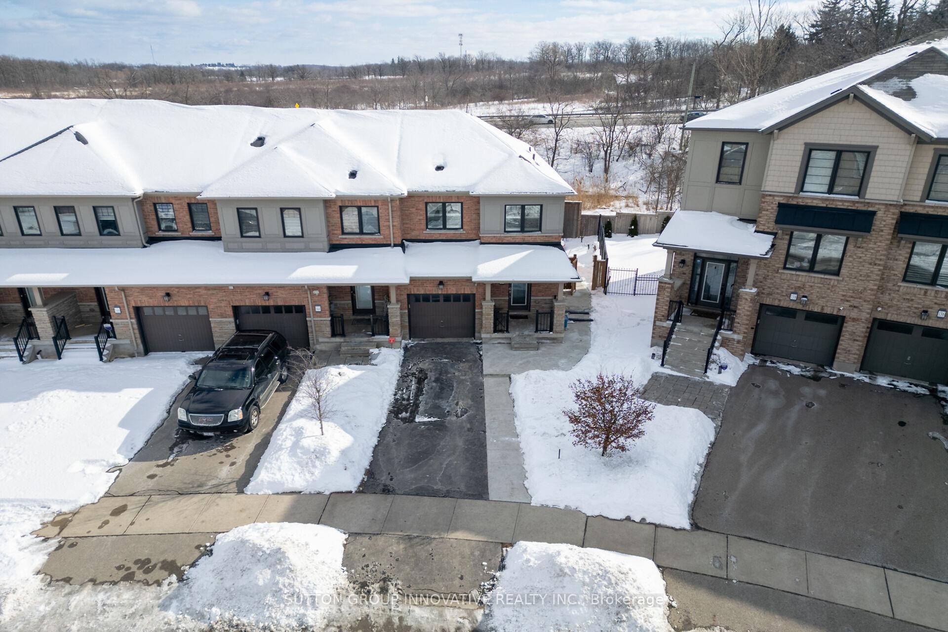 Photo 45 of 142 Crafter Crescent, Hamilton, Stoney Creek Mountain — HOMEH