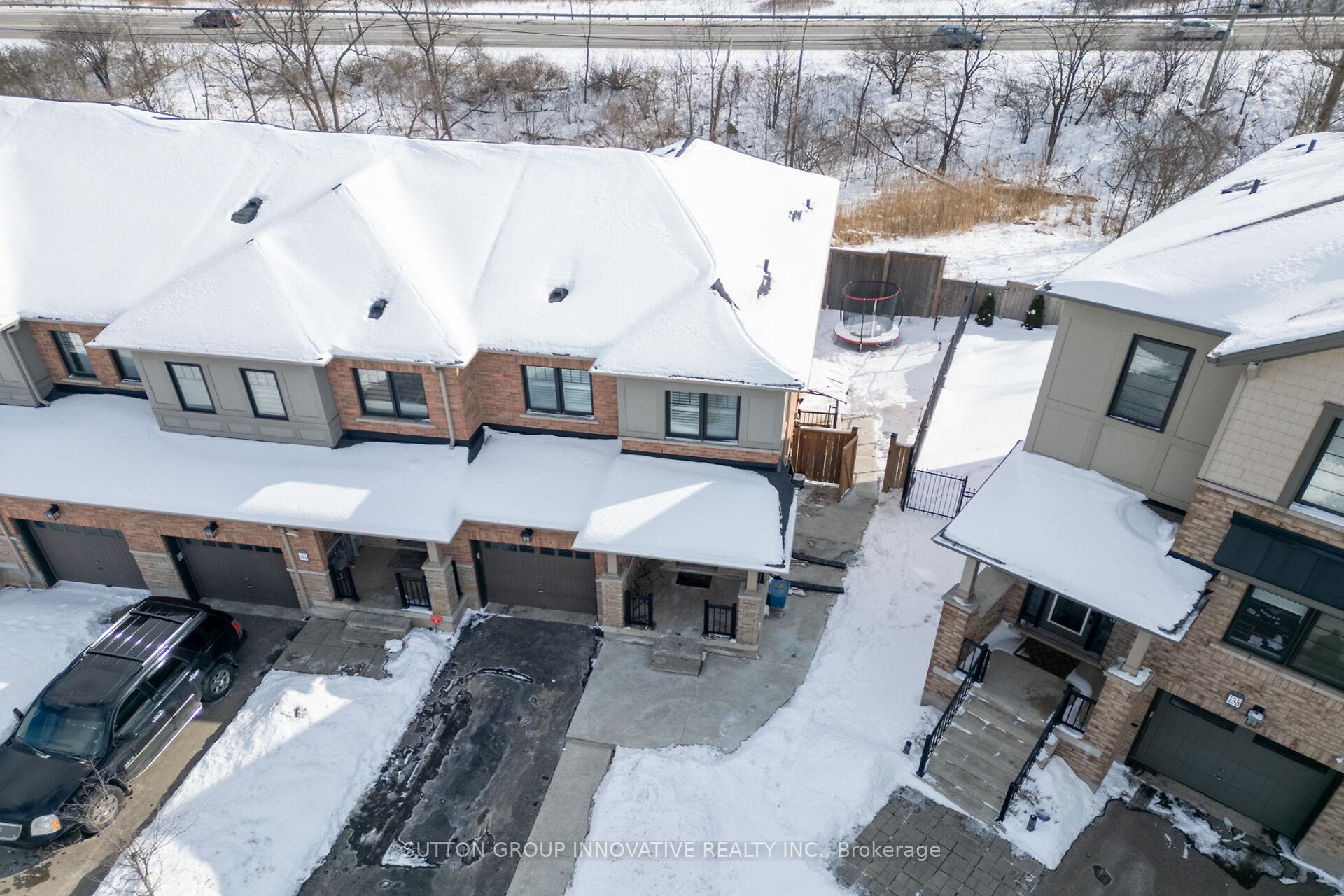 Photo 47 of 142 Crafter Crescent, Hamilton, Stoney Creek Mountain — HOMEH