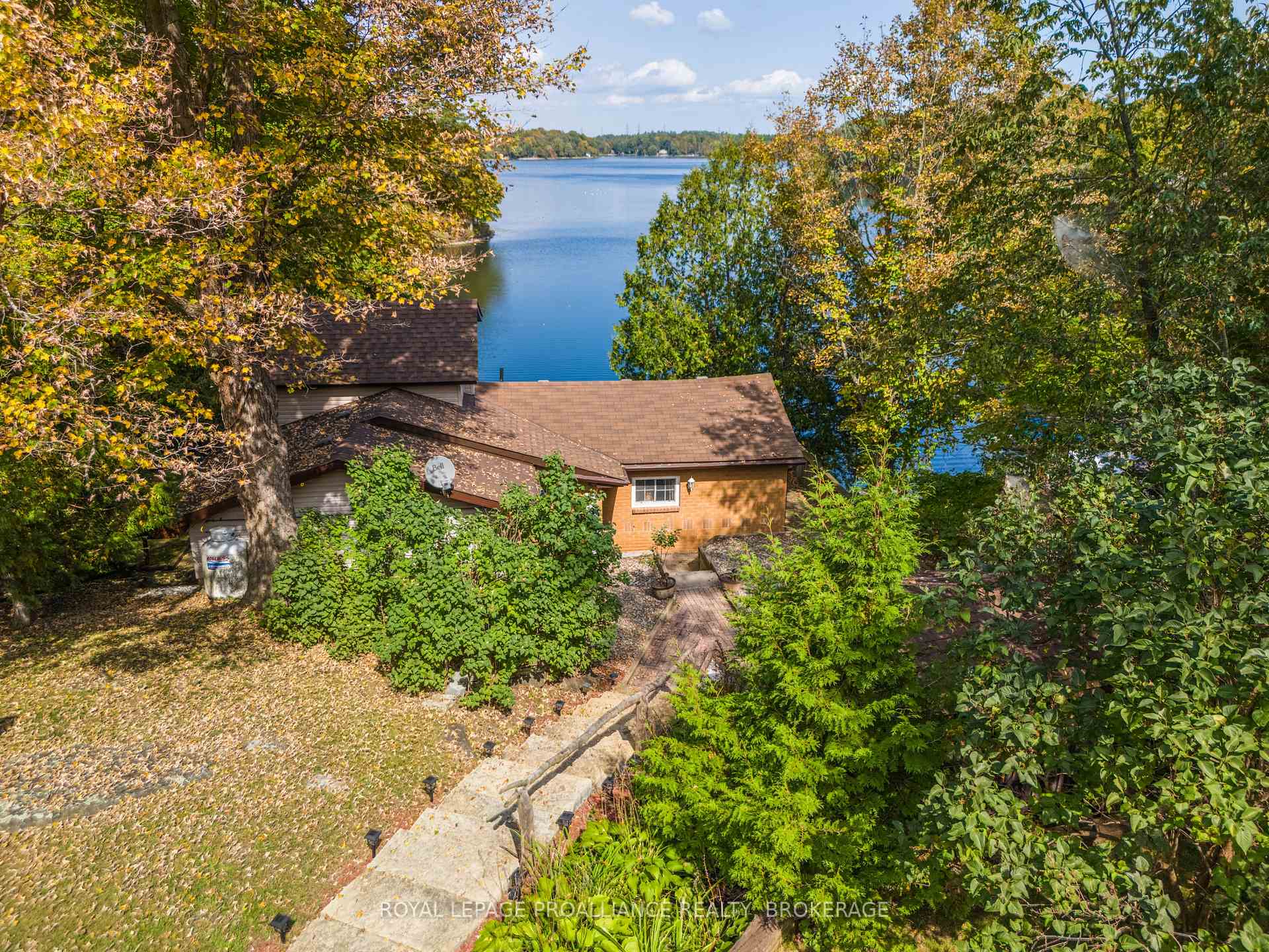 Photo 3 of 1057 Quinte Conservation Lane, Frontenac, Frontenac South — HOMEH