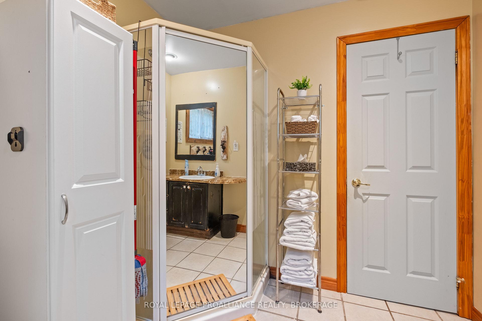 Photo 36 of 1057 Quinte Conservation Lane, Frontenac, Frontenac South — HOMEH