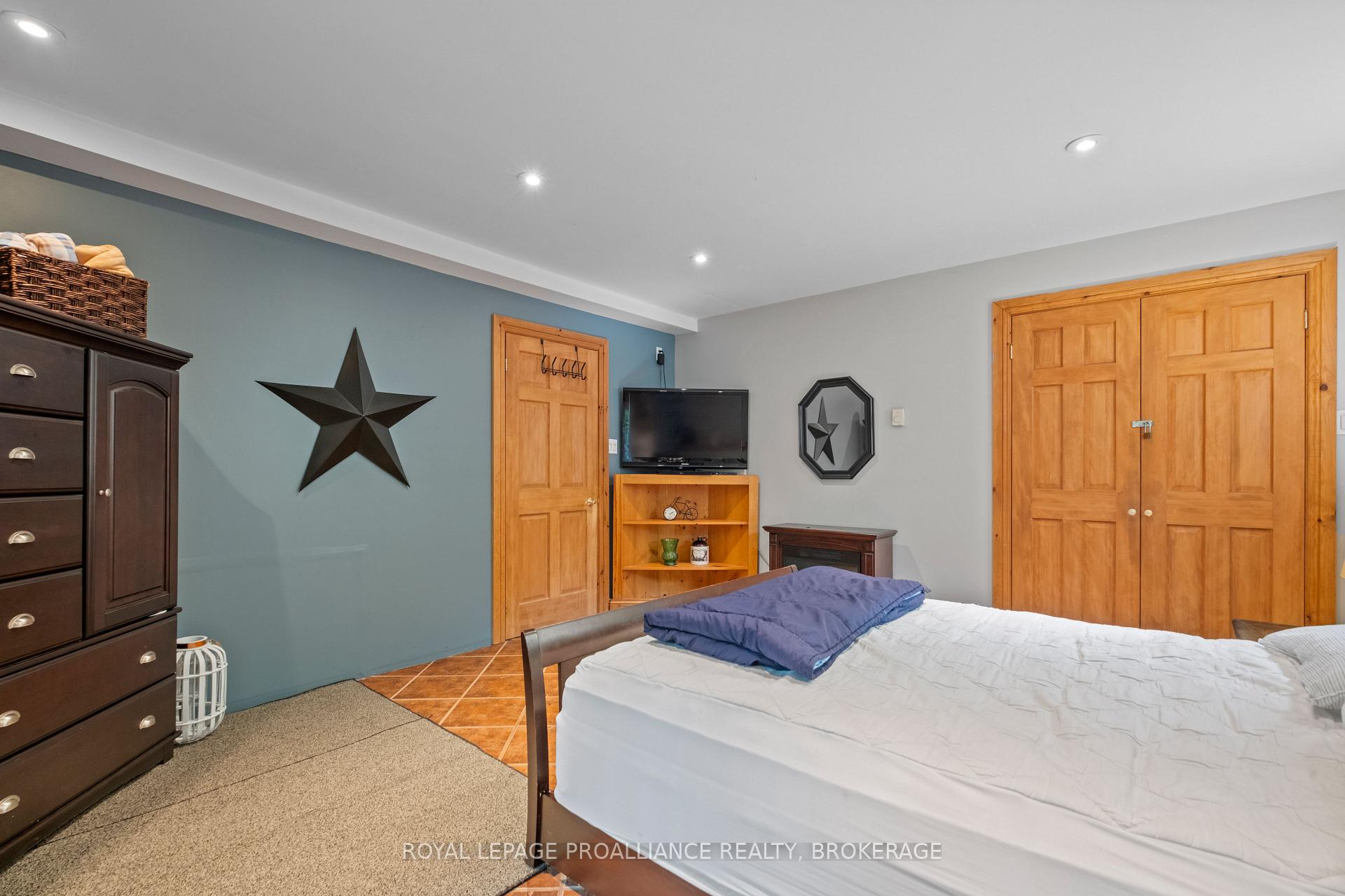 Photo 38 of 1057 Quinte Conservation Lane, Frontenac, Frontenac South — HOMEH