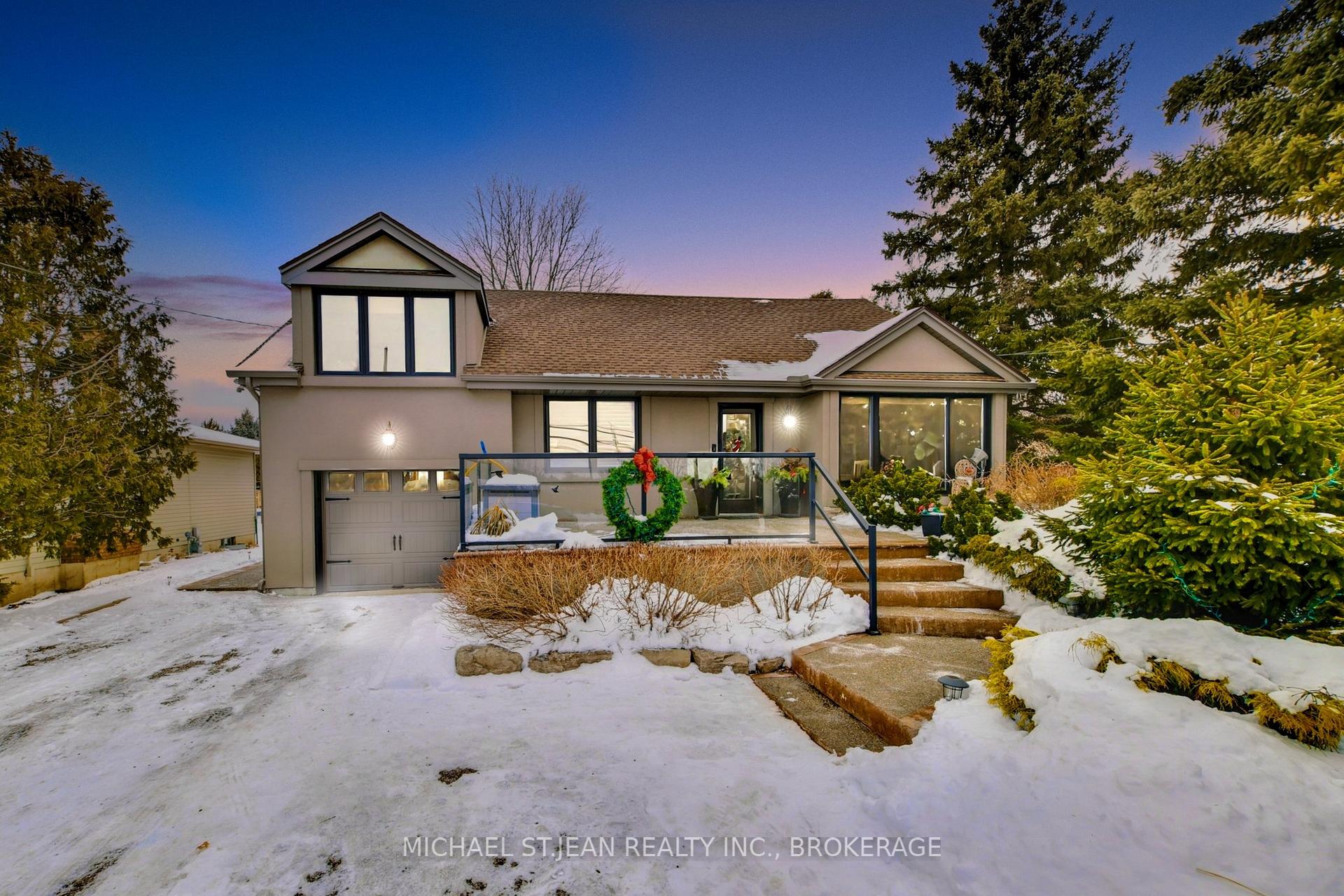 Photo 1 of 8494 20 Road E, Hamilton, Rural Glanbrook — HOMEH