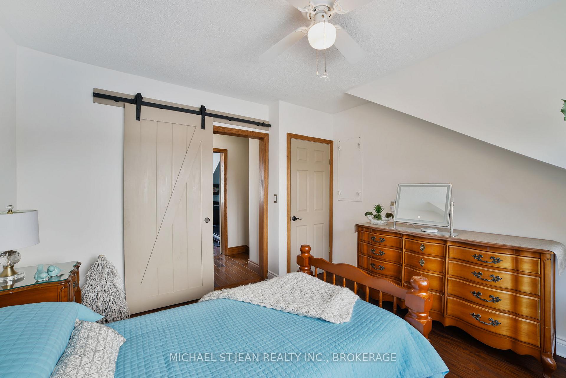 Photo 61 of 8494 20 Road E, Hamilton, Rural Glanbrook — HOMEH