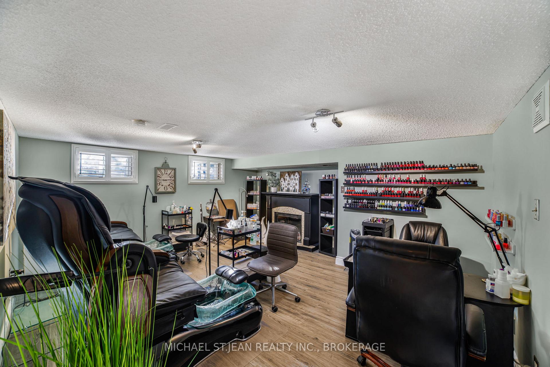 Photo 68 of 8494 20 Road E, Hamilton, Rural Glanbrook — HOMEH
