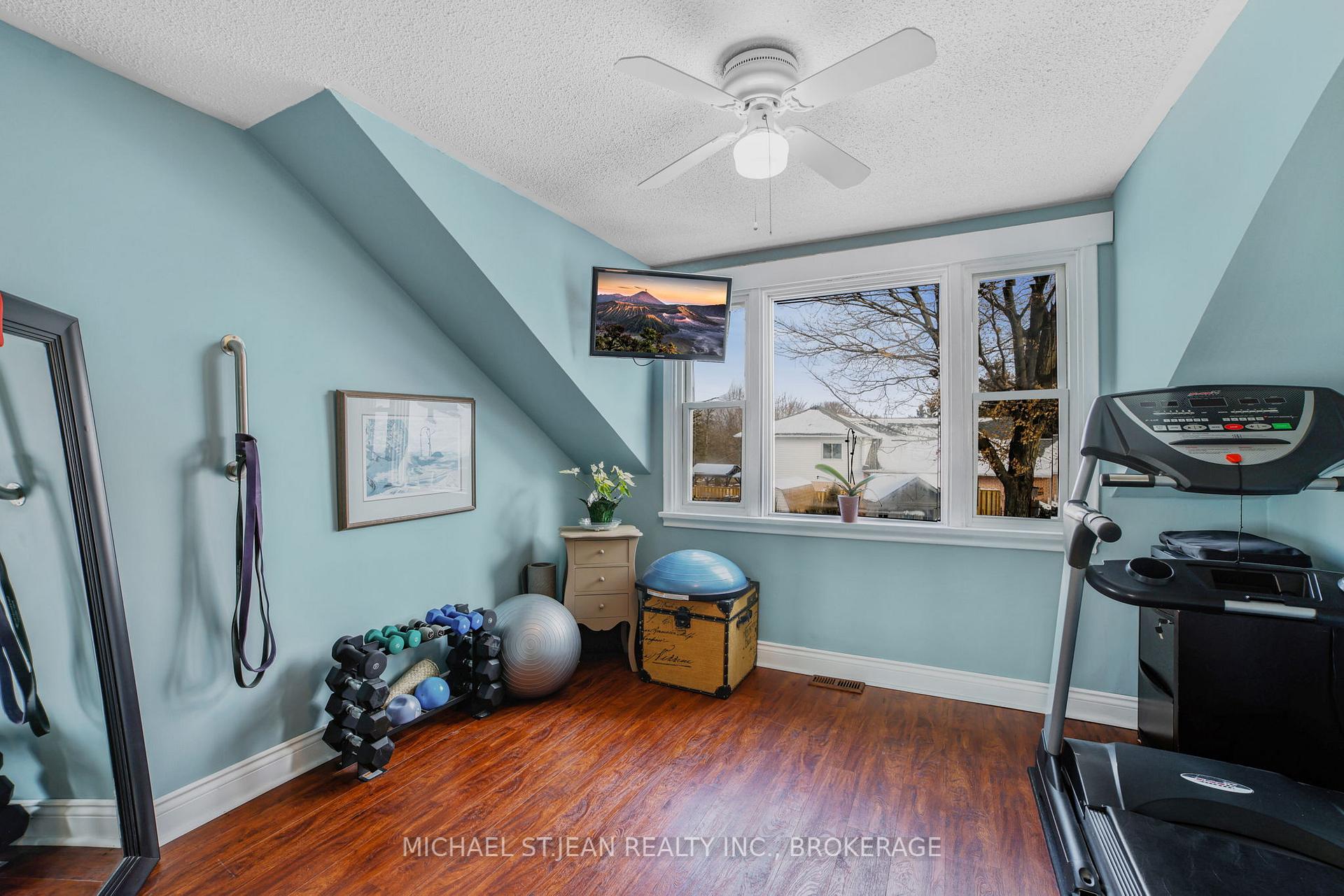 Photo 40 of 8494 20 Road E, Hamilton, Rural Glanbrook — HOMEH