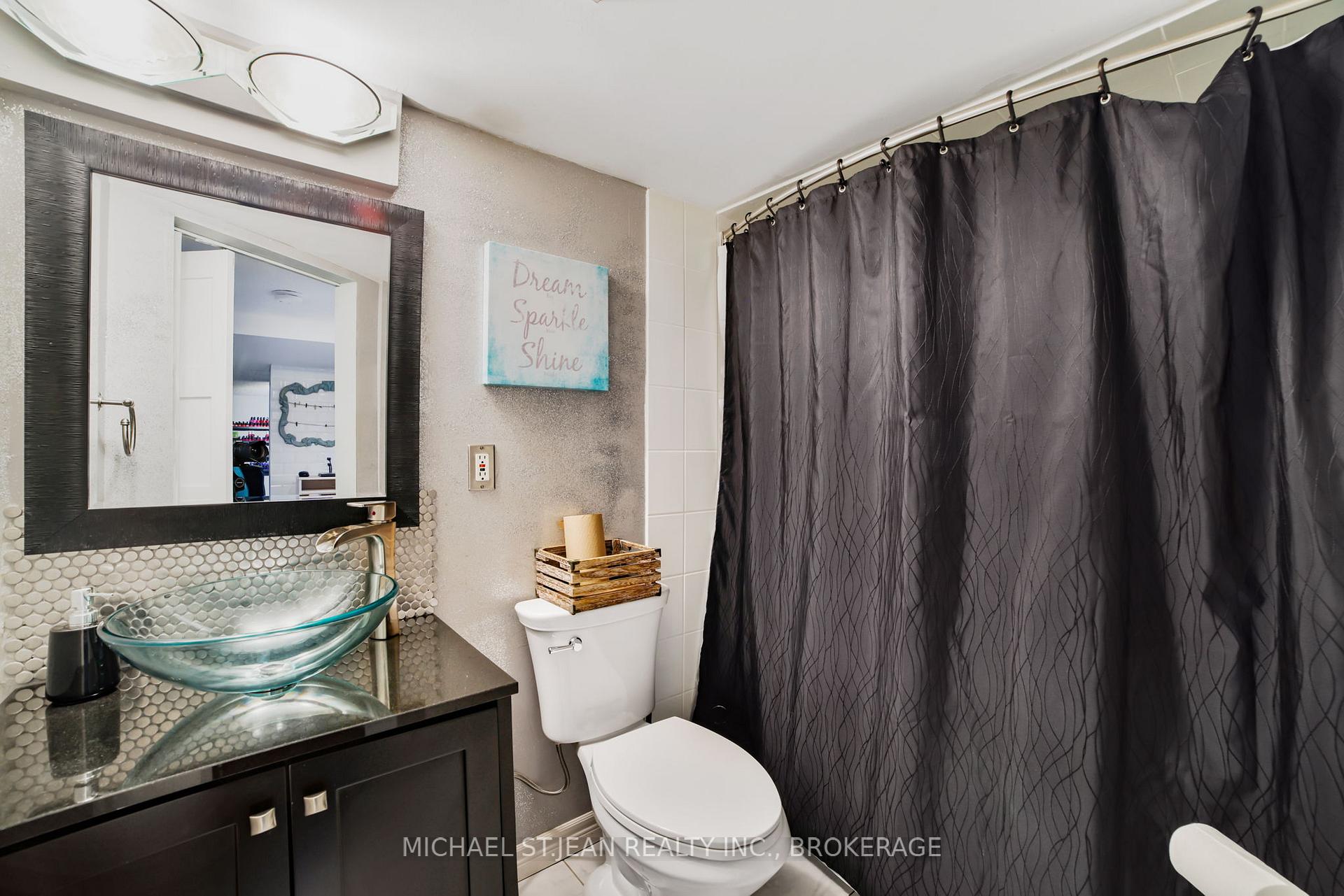 Photo 54 of 8494 20 Road E, Hamilton, Rural Glanbrook — HOMEH