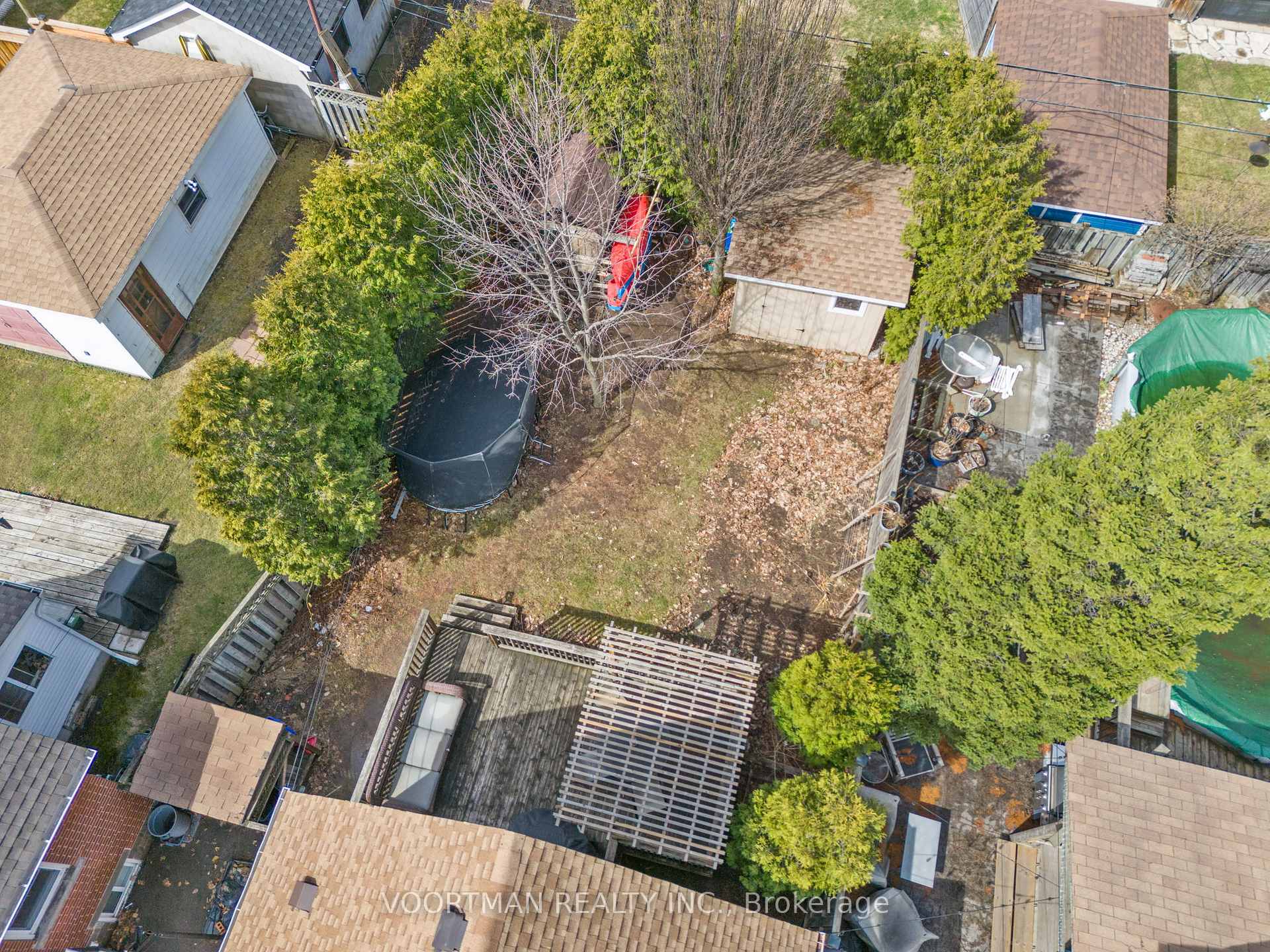 Photo 27 of 174 Huxley Avenue S, Hamilton, Delta — HOMEH