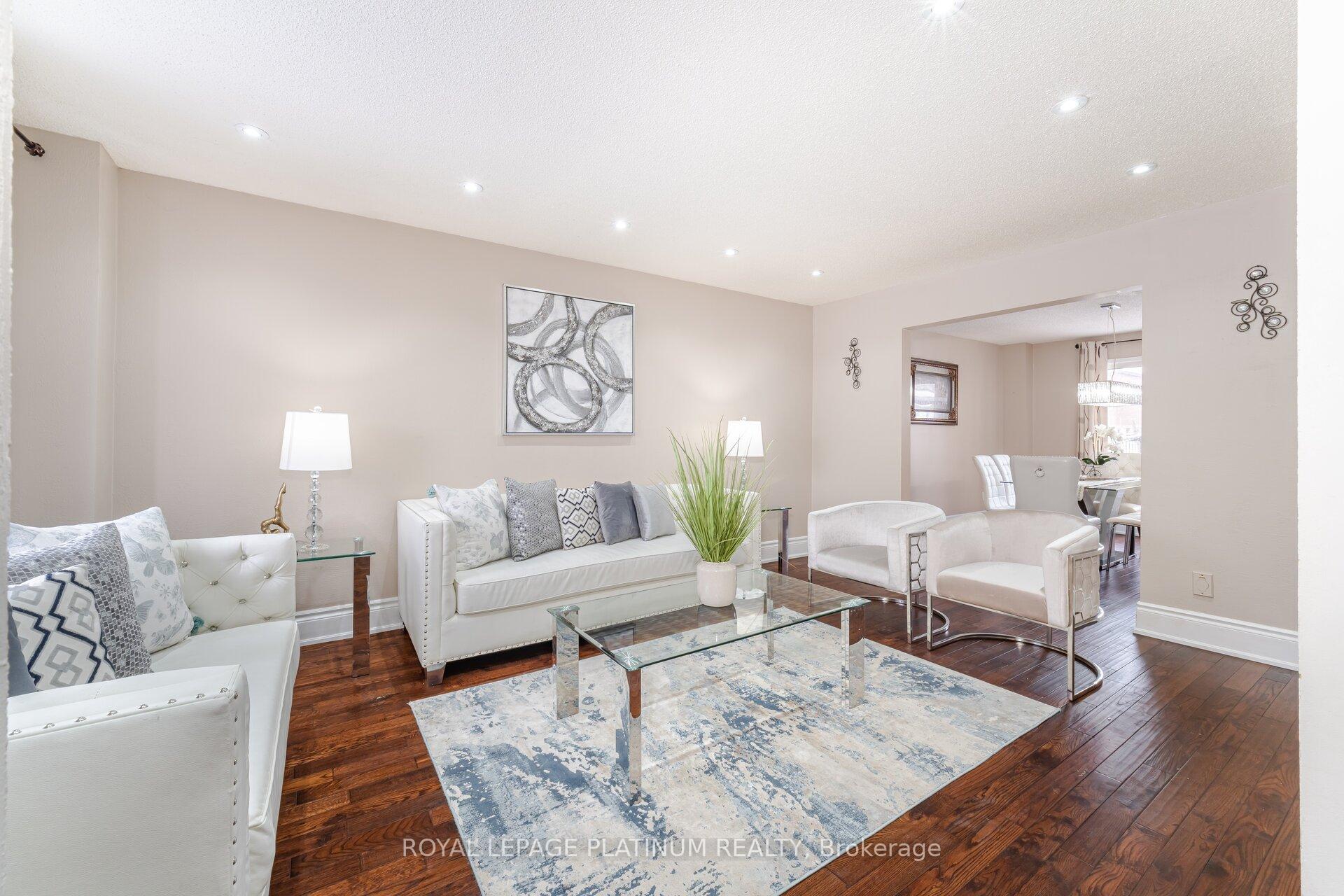 Photo 8 of 59 Parkside Drive, Brampton, Brampton South — HOMEH