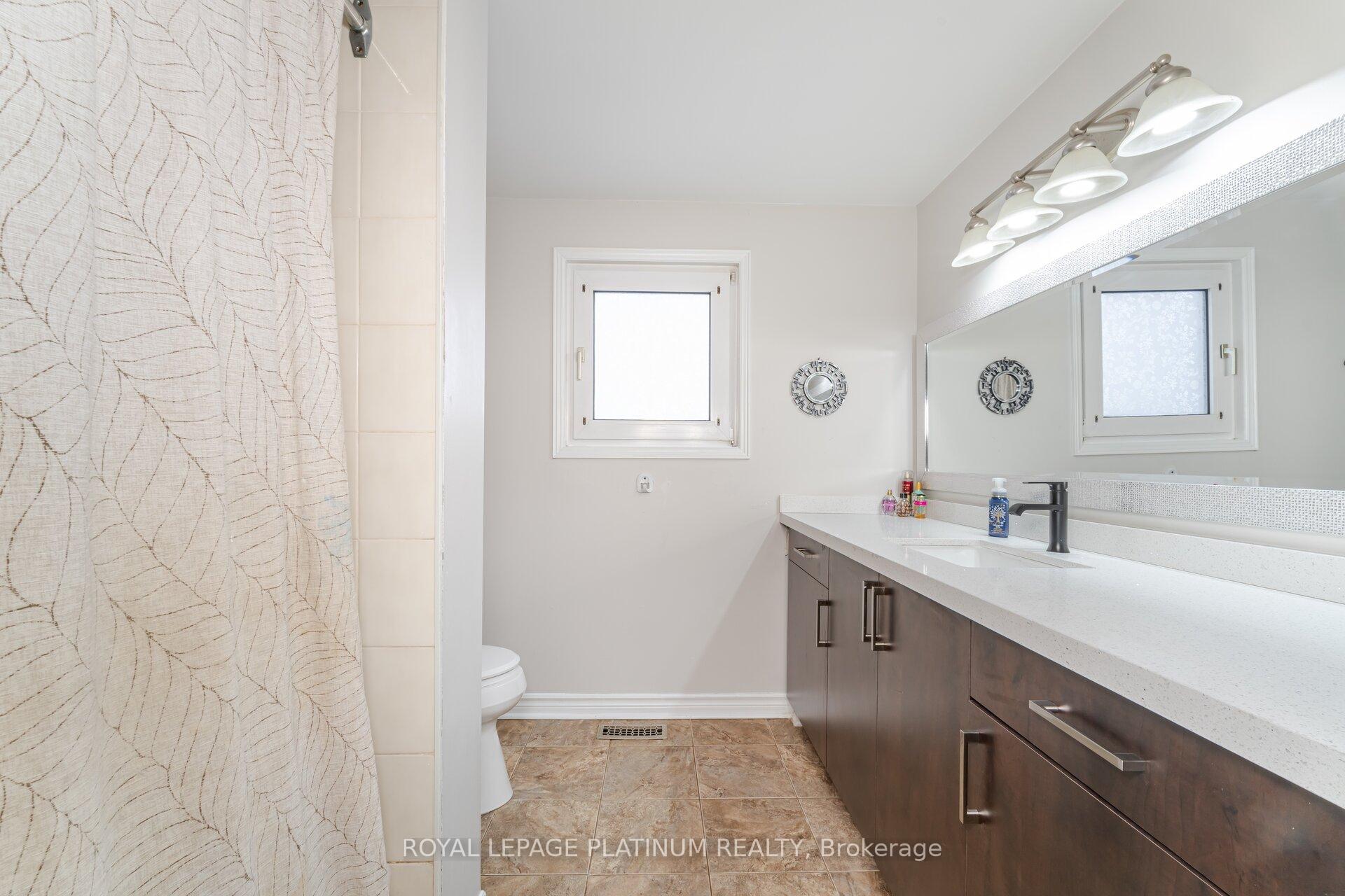 Photo 31 of 59 Parkside Drive, Brampton, Brampton South — HOMEH