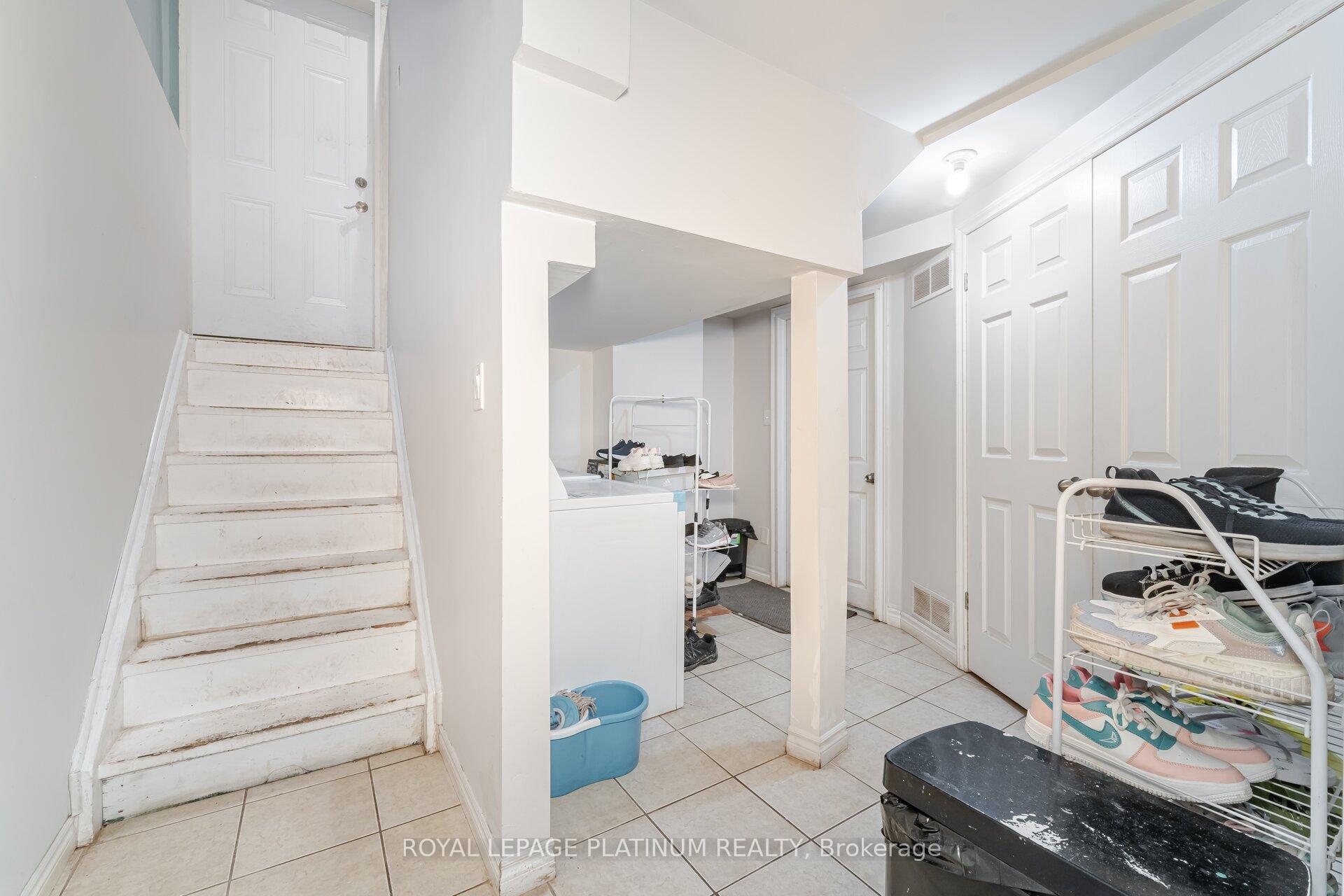 Photo 32 of 59 Parkside Drive, Brampton, Brampton South — HOMEH