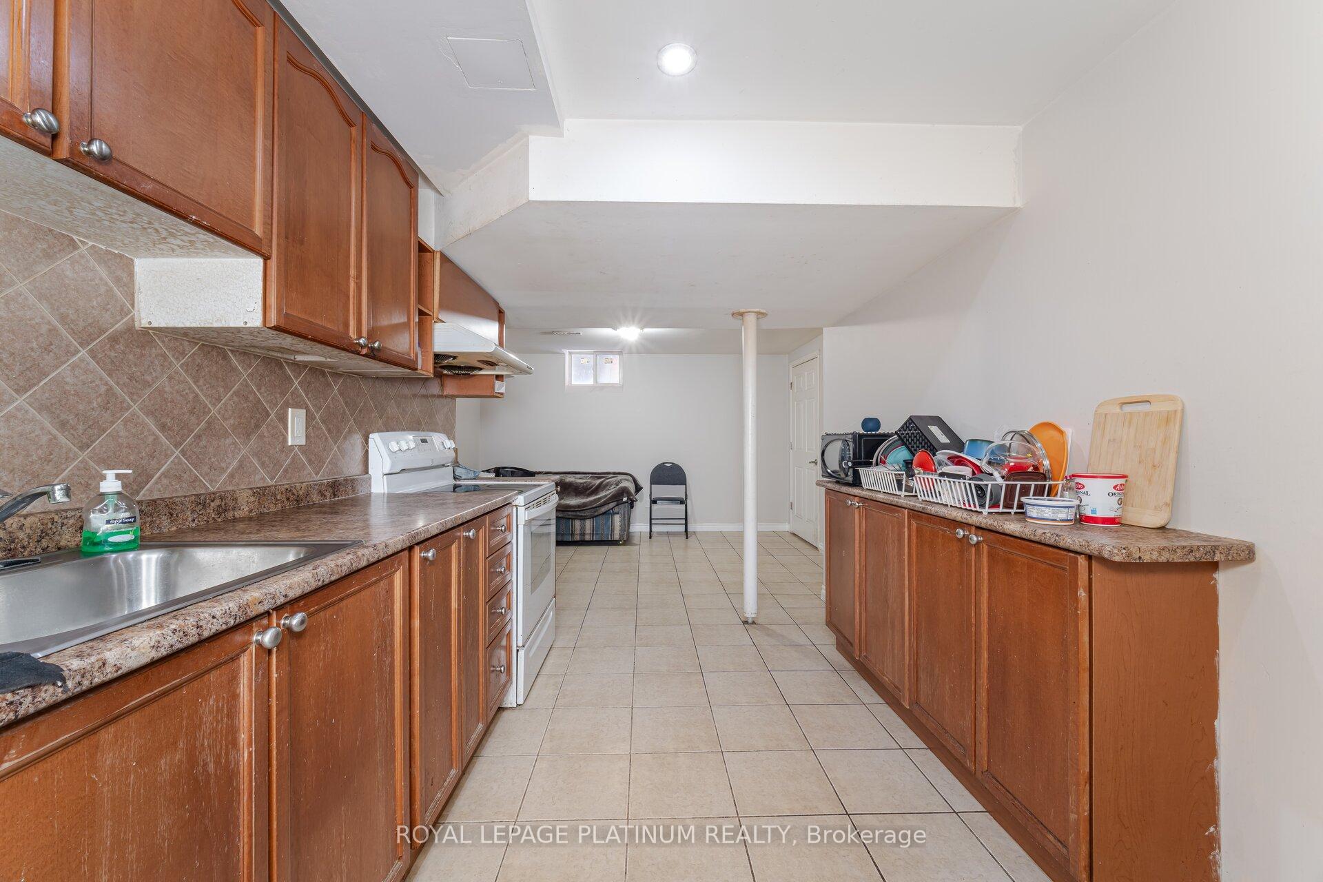 Photo 36 of 59 Parkside Drive, Brampton, Brampton South — HOMEH