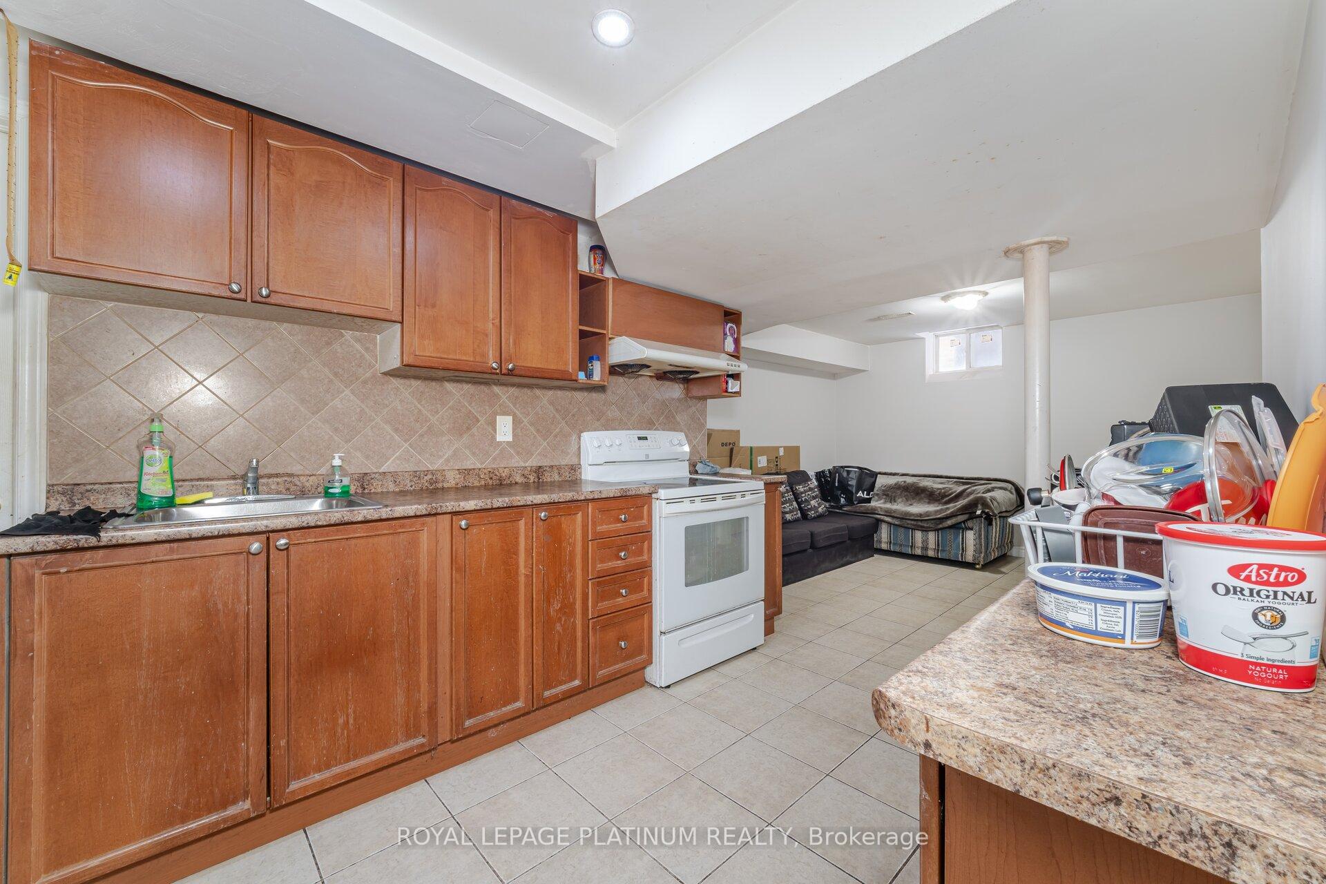 Photo 37 of 59 Parkside Drive, Brampton, Brampton South — HOMEH