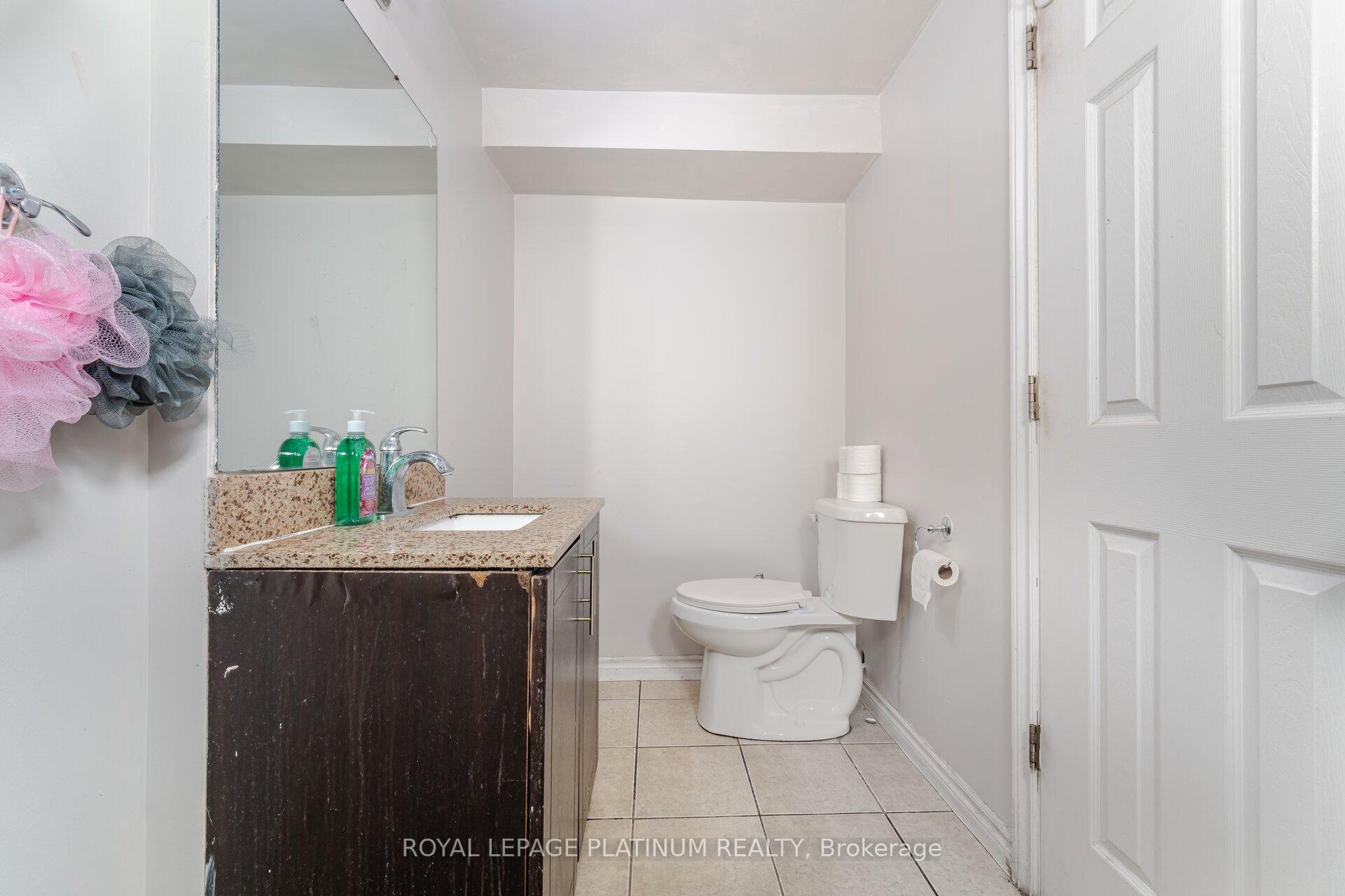 Photo 39 of 59 Parkside Drive, Brampton, Brampton South — HOMEH