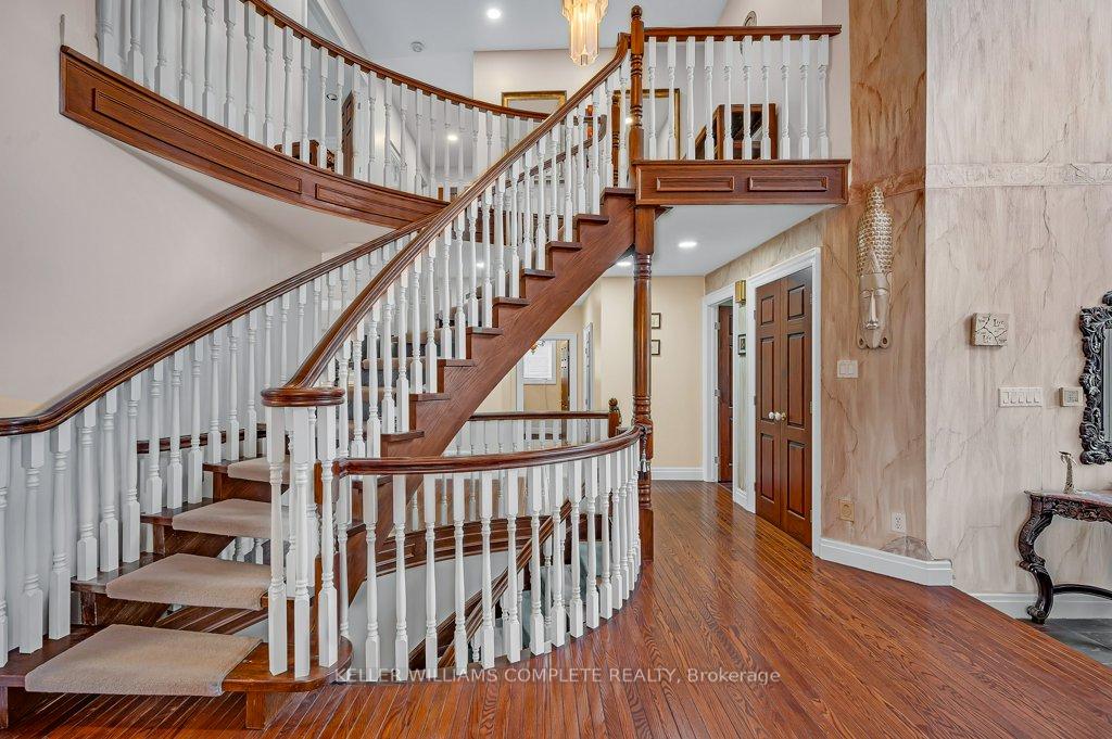 Photo 9 of 90 Derek Drive, Hamilton, Gershome — HOMEH