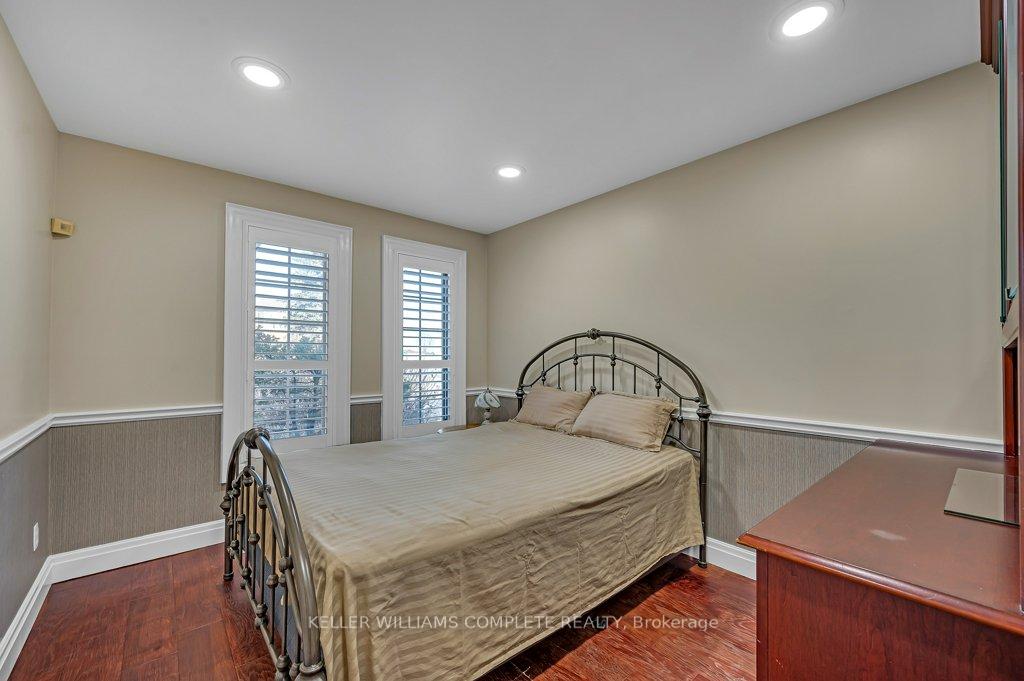 Photo 19 of 90 Derek Drive, Hamilton, Gershome — HOMEH