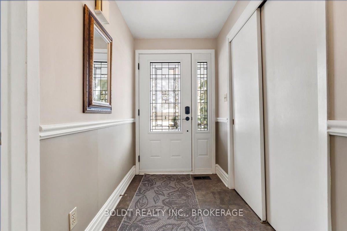 Photo 6 of 32 Nassau Road, St. Catharines, Carlton/Bunting — HOMEH