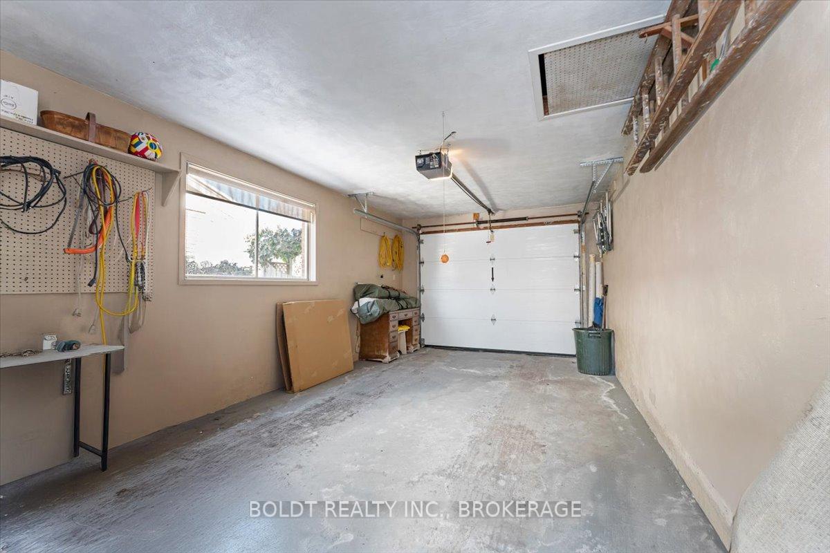 Photo 67 of 32 Nassau Road, St. Catharines, Carlton/Bunting — HOMEH