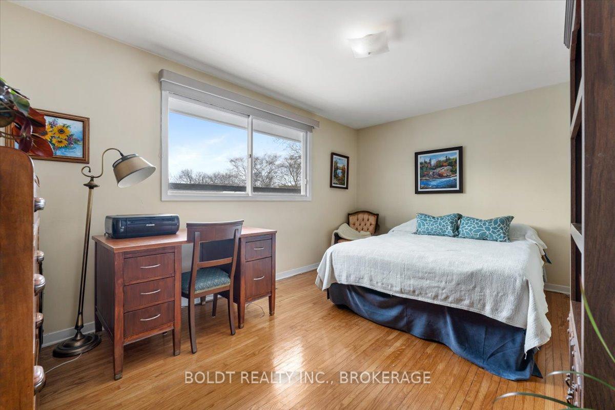 Photo 43 of 32 Nassau Road, St. Catharines, Carlton/Bunting — HOMEH