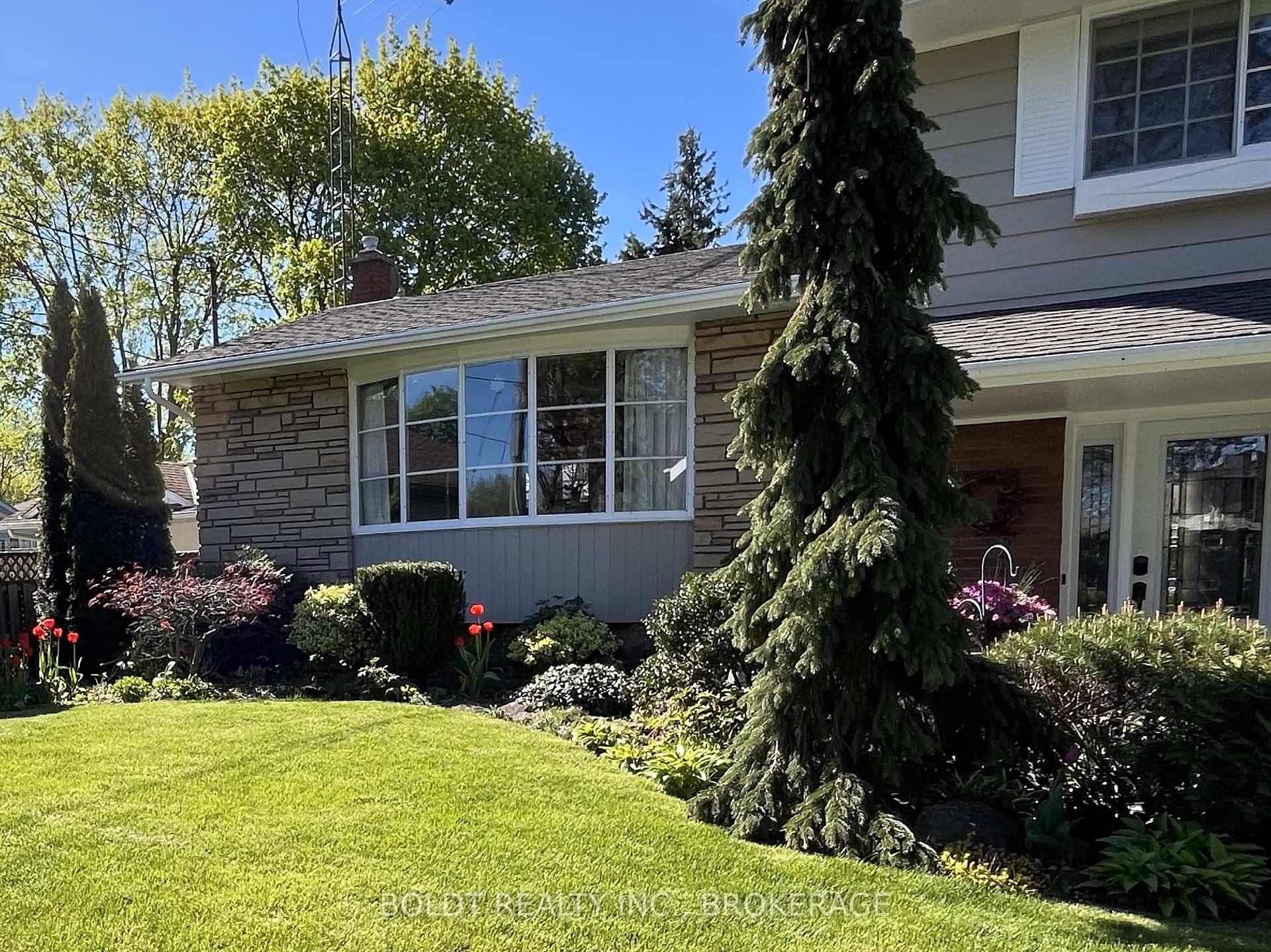 Photo 81 of 32 Nassau Road, St. Catharines, Carlton/Bunting — HOMEH