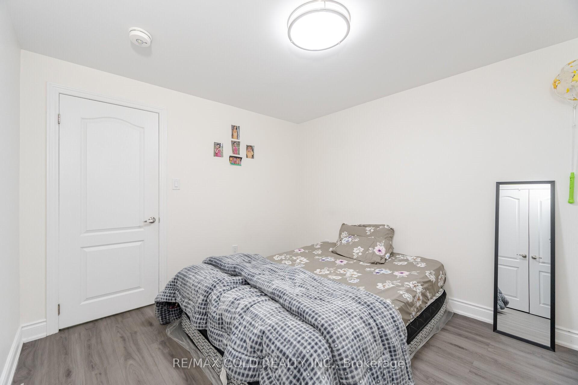 Photo 18 of 104 Turquoise Crescent, Brampton, Bram East — HOMEH