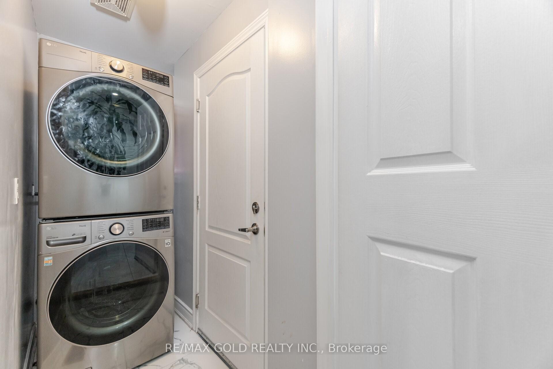 Photo 21 of 104 Turquoise Crescent, Brampton, Bram East — HOMEH