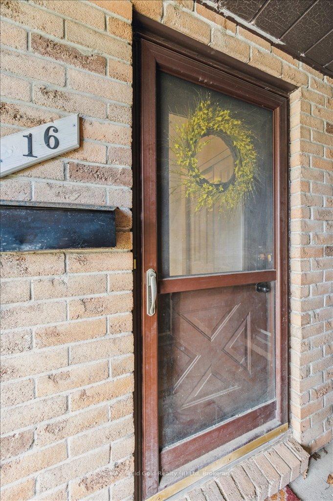 Photo 5 of Unit 16, 700 Erinbrook Drive, Kitchener — HOMEH