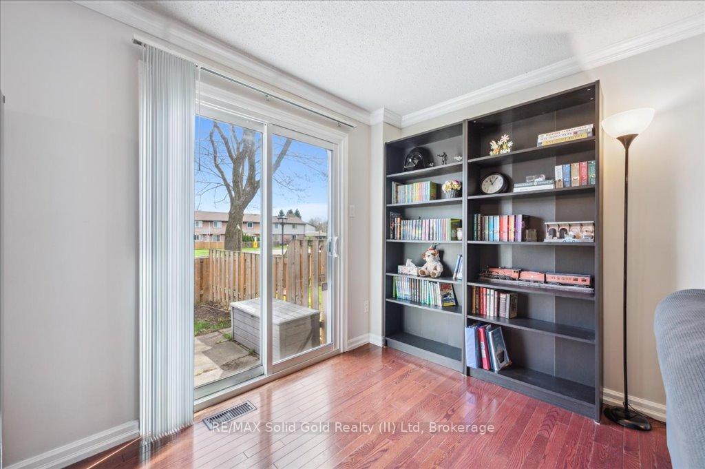 Photo 13 of Unit 16, 700 Erinbrook Drive, Kitchener — HOMEH