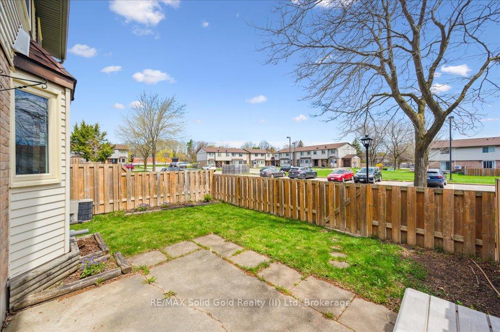 Photo 34 of Unit 16, 700 Erinbrook Drive, Kitchener — HOMEH