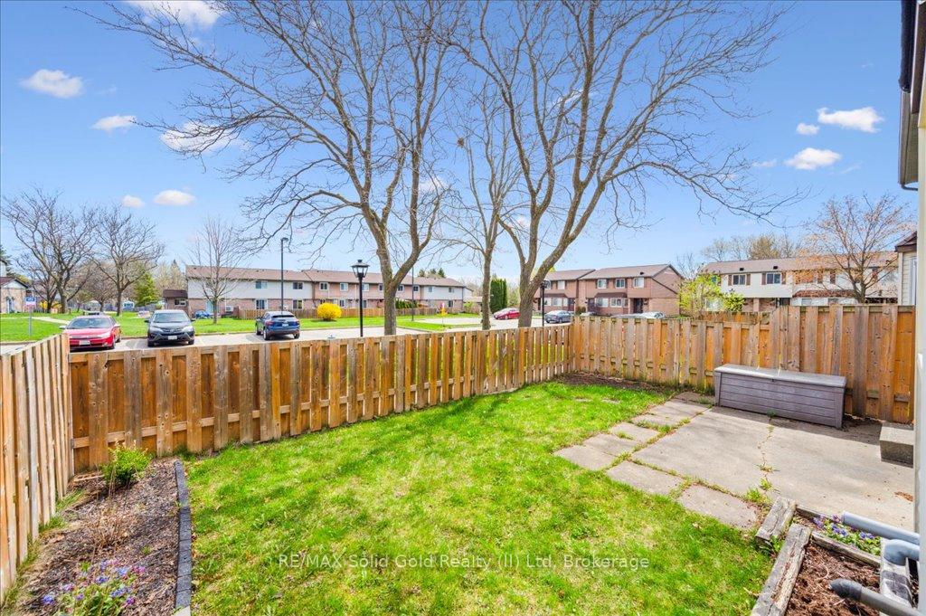 Photo 35 of Unit 16, 700 Erinbrook Drive, Kitchener — HOMEH