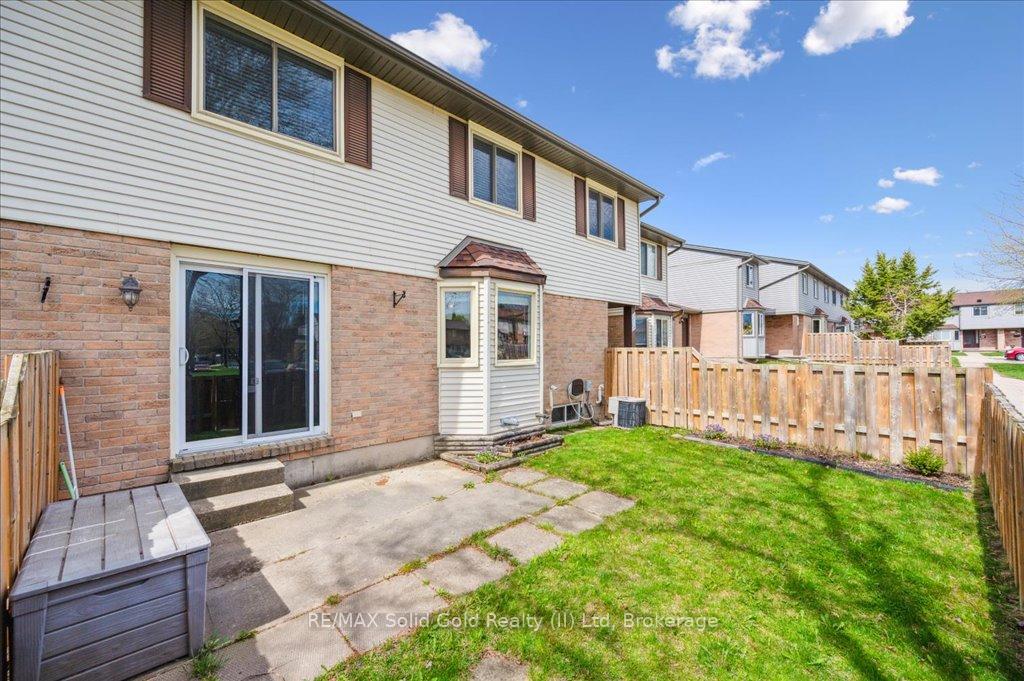 Photo 37 of Unit 16, 700 Erinbrook Drive, Kitchener — HOMEH