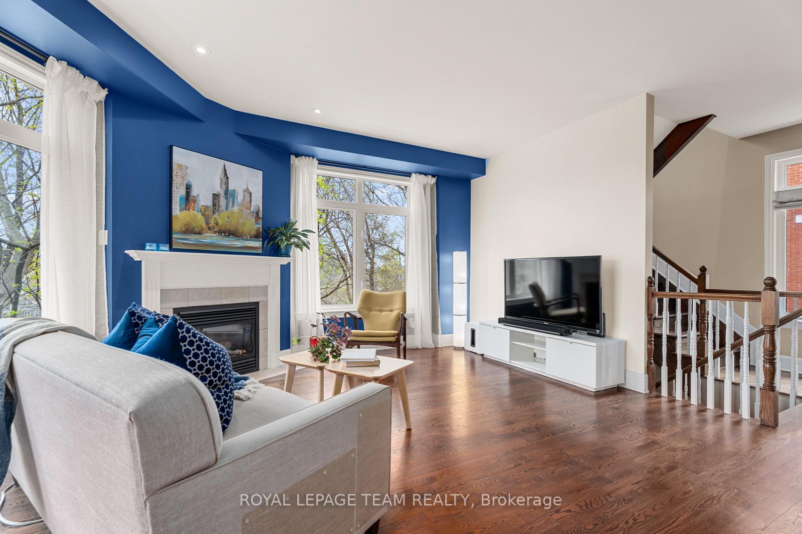 Photo 3 of Unit 27, 520 Queen Elizabeth Drive, Ottawa, Glebe — HOMEH