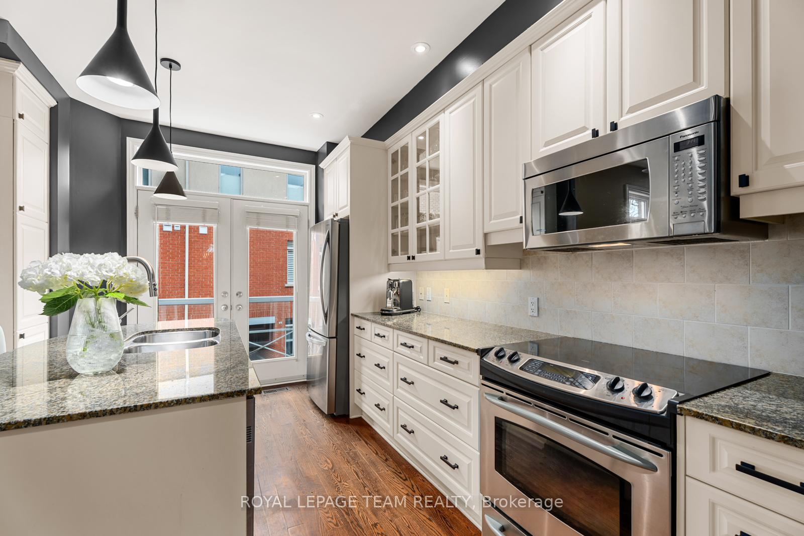 Photo 7 of Unit 27, 520 Queen Elizabeth Drive, Ottawa, Glebe — HOMEH