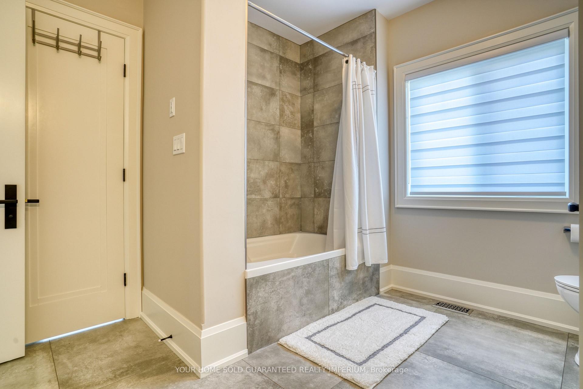 Photo 26 of Unit 3, 231 York Road, Hamilton, Dundas — HOMEH