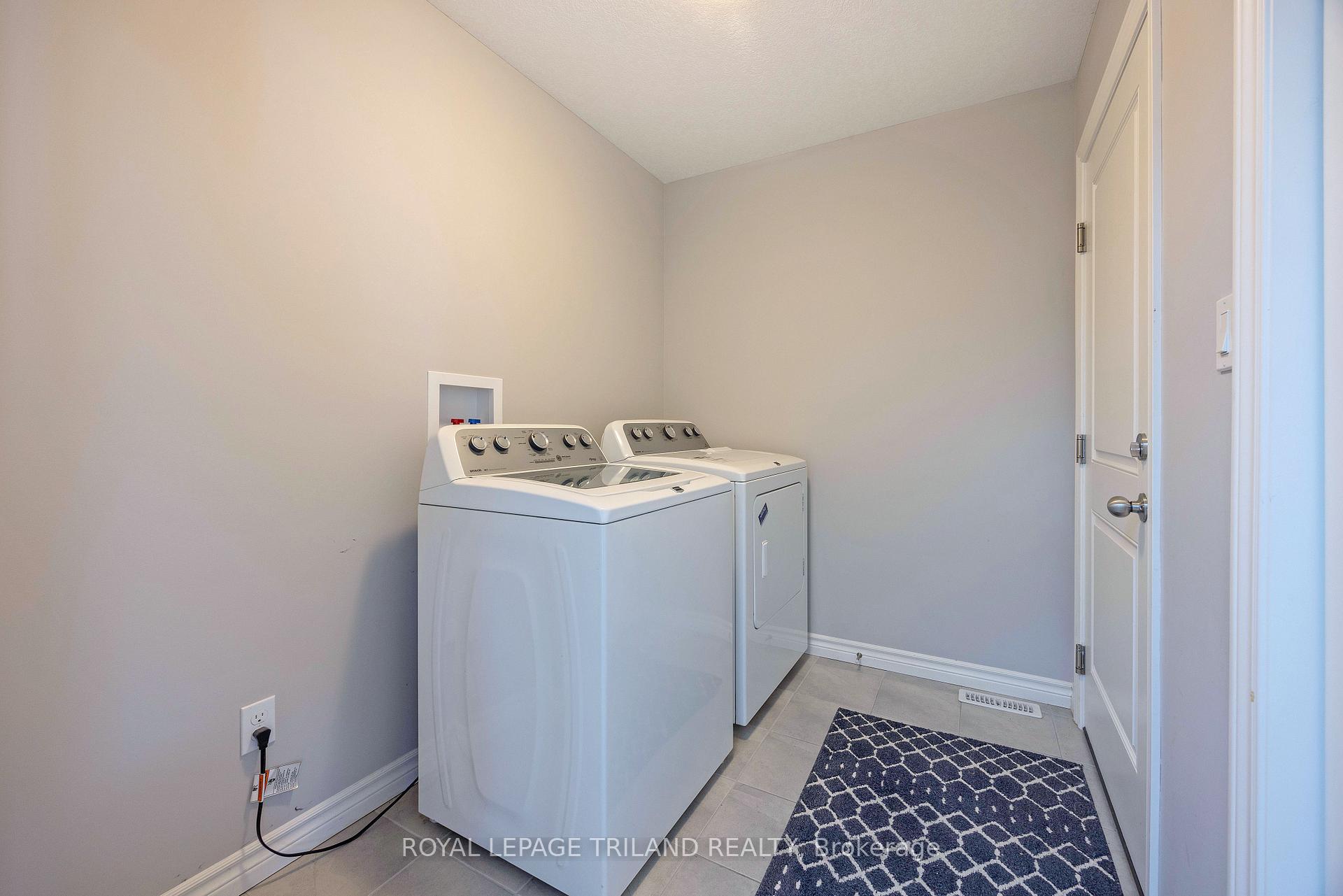 Photo 28 of 49 Blairmont Terrace, St. Thomas — HOMEH