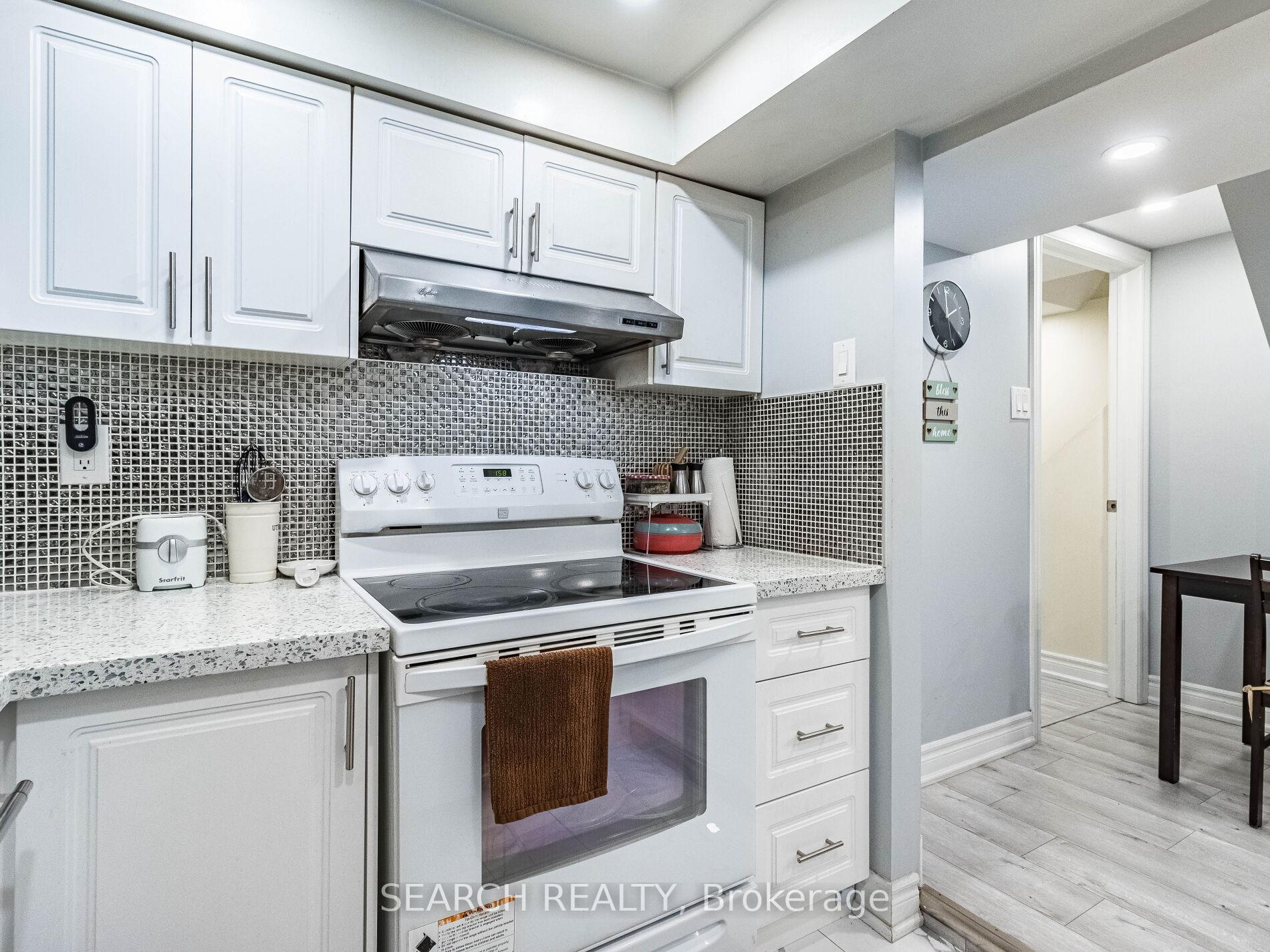 Photo 76 of 194 Simmons Boulevard, Brampton, Madoc — HOMEH