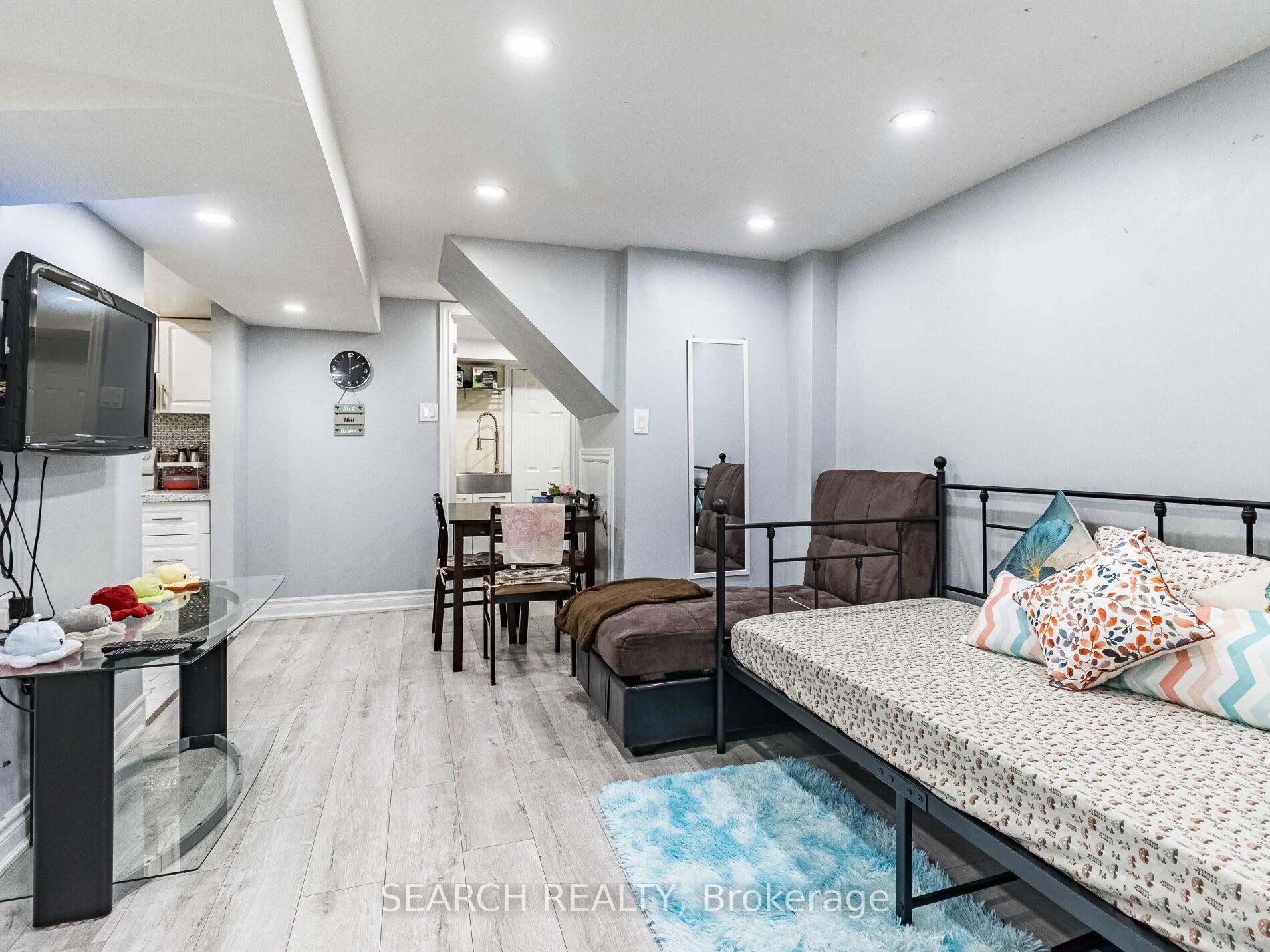 Photo 77 of 194 Simmons Boulevard, Brampton, Madoc — HOMEH