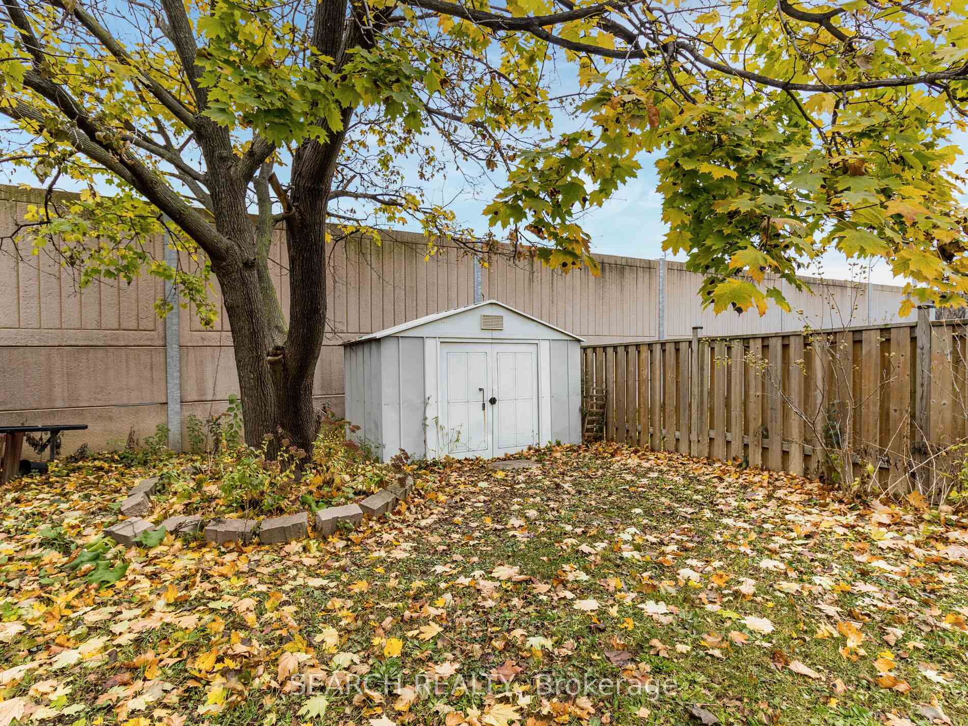 Photo 97 of 194 Simmons Boulevard, Brampton, Madoc — HOMEH