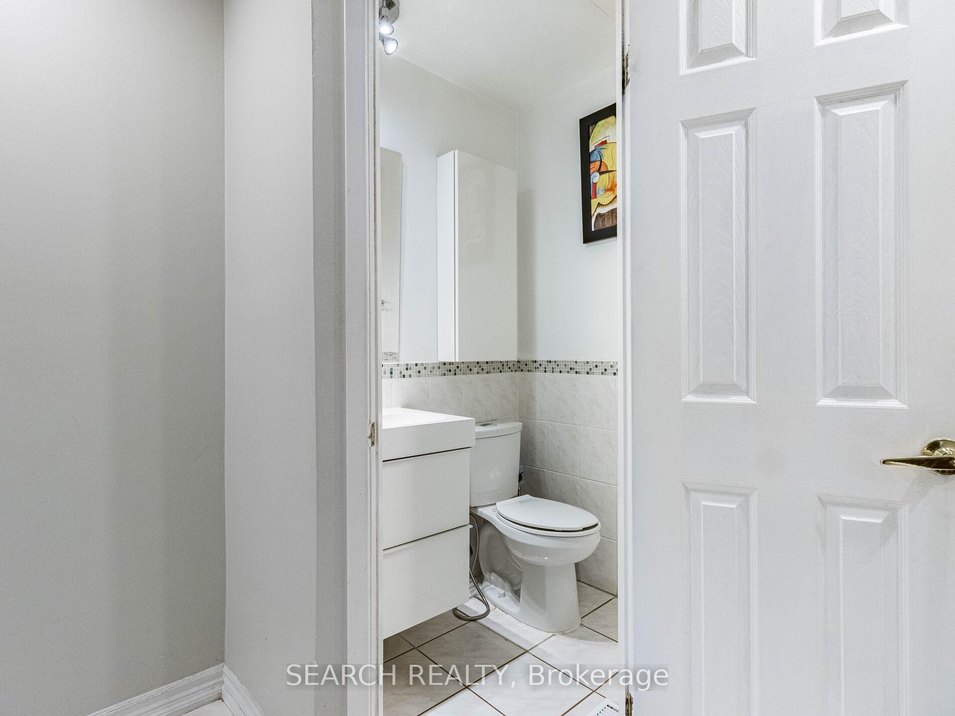 Photo 26 of 194 Simmons Boulevard, Brampton, Madoc — HOMEH