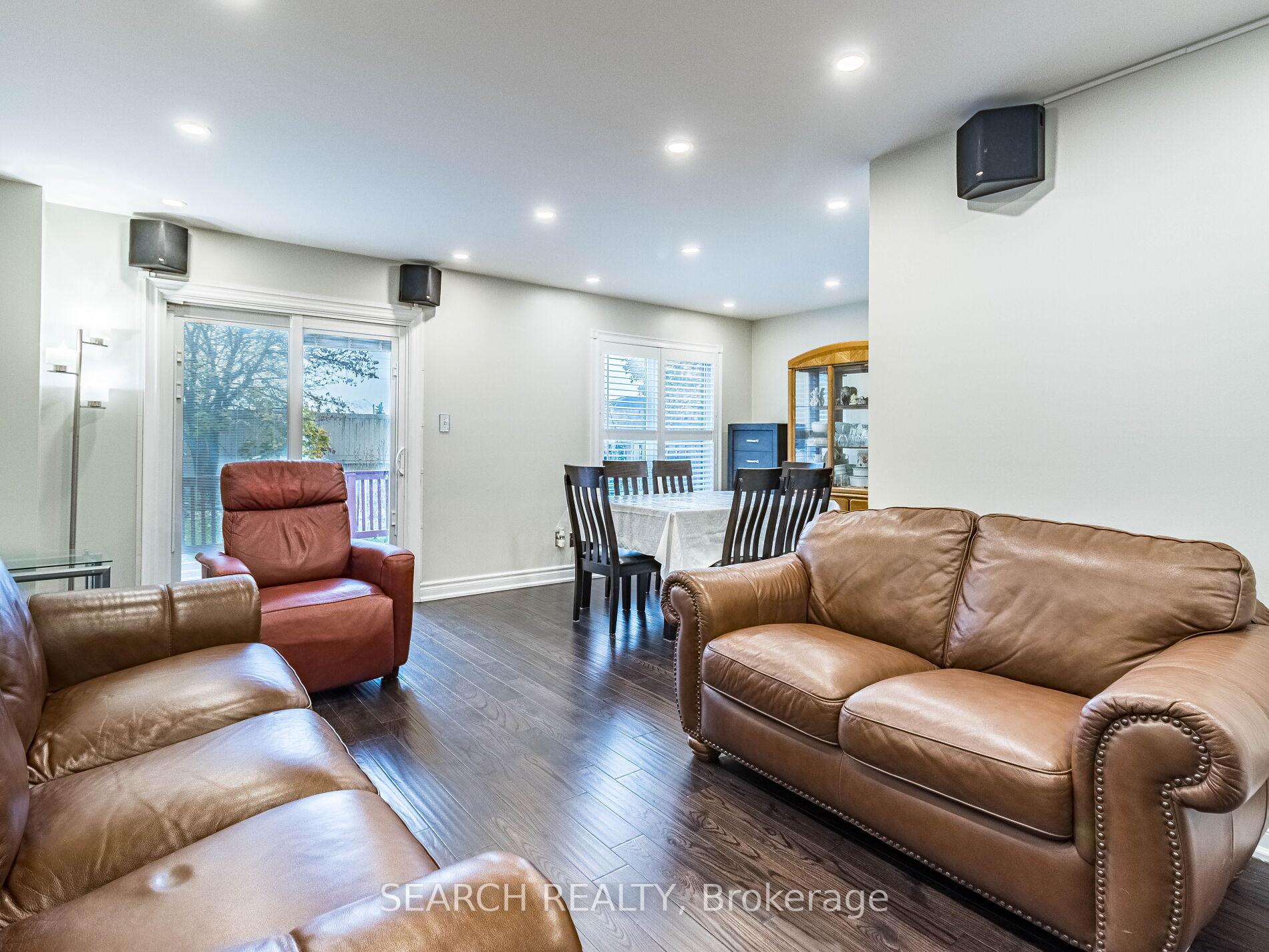 Photo 32 of 194 Simmons Boulevard, Brampton, Madoc — HOMEH