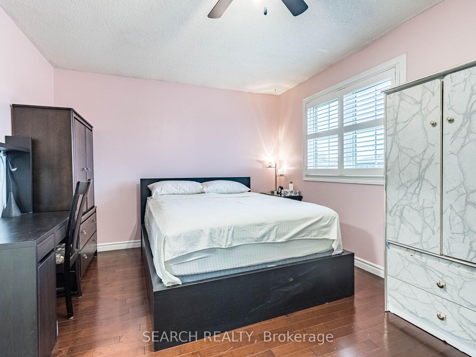 Photo 35 of 194 Simmons Boulevard, Brampton, Madoc — HOMEH