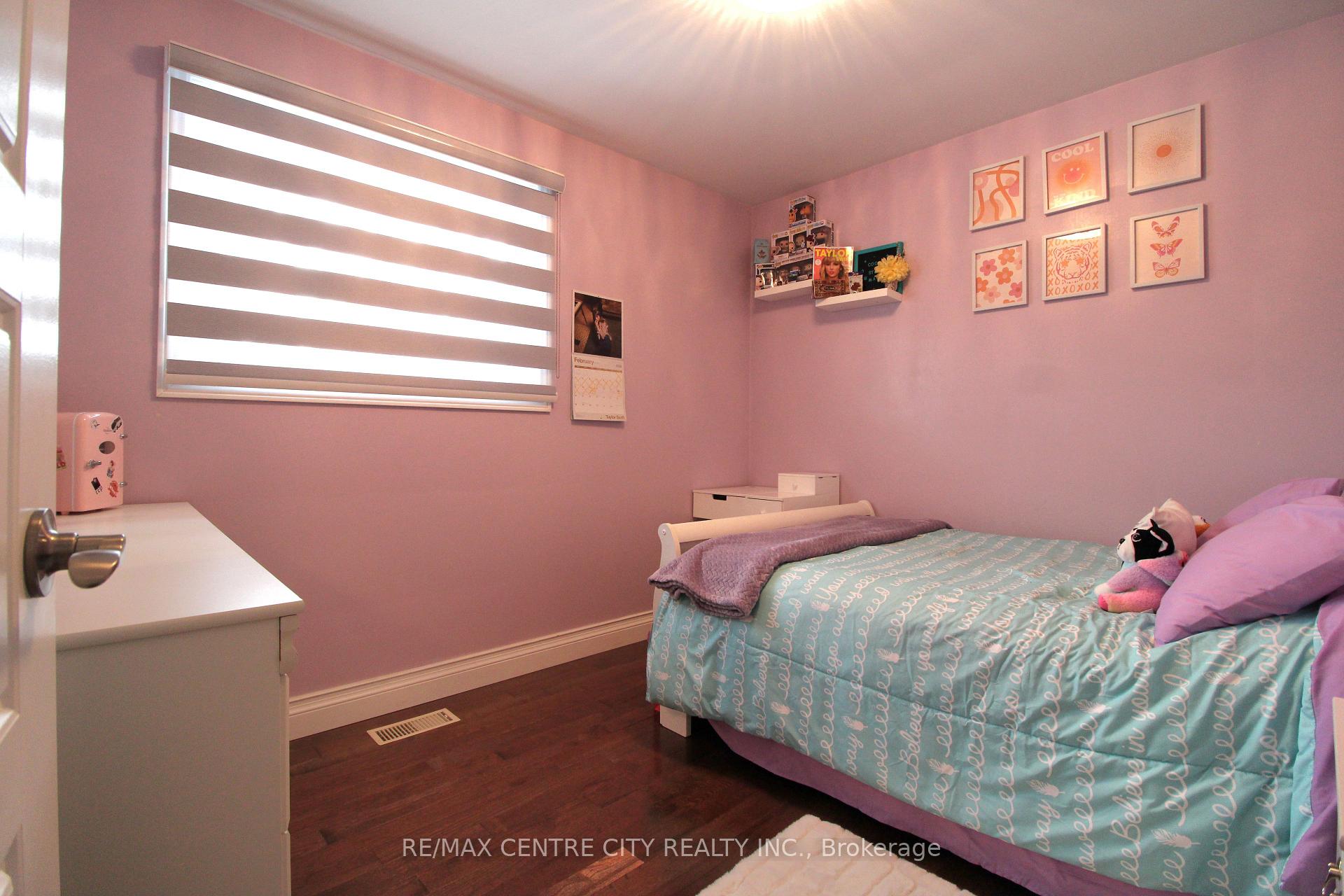 Photo 39 of 75 Lawrence Avenue, St. Thomas — HOMEH