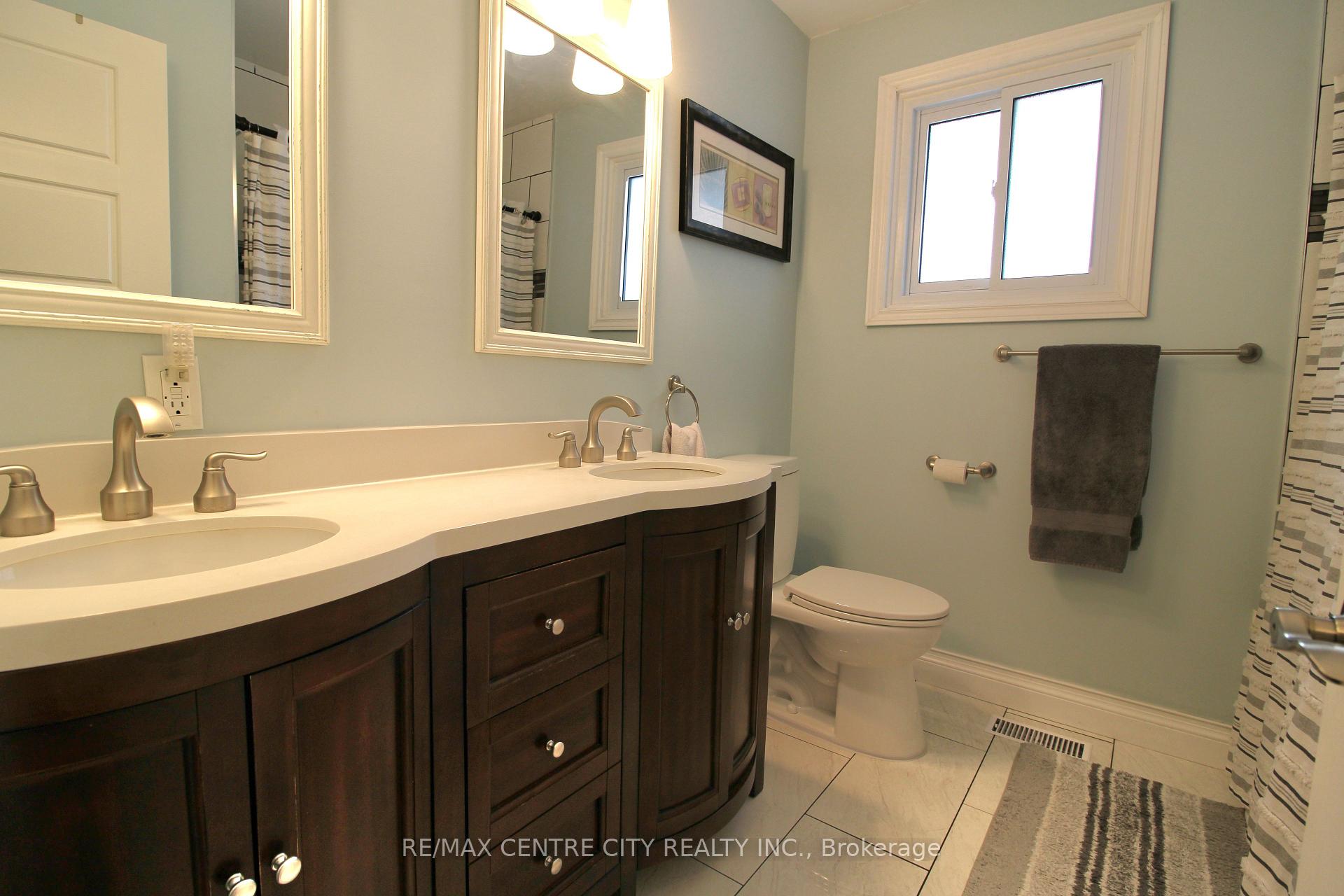 Photo 21 of 75 Lawrence Avenue, St. Thomas — HOMEH