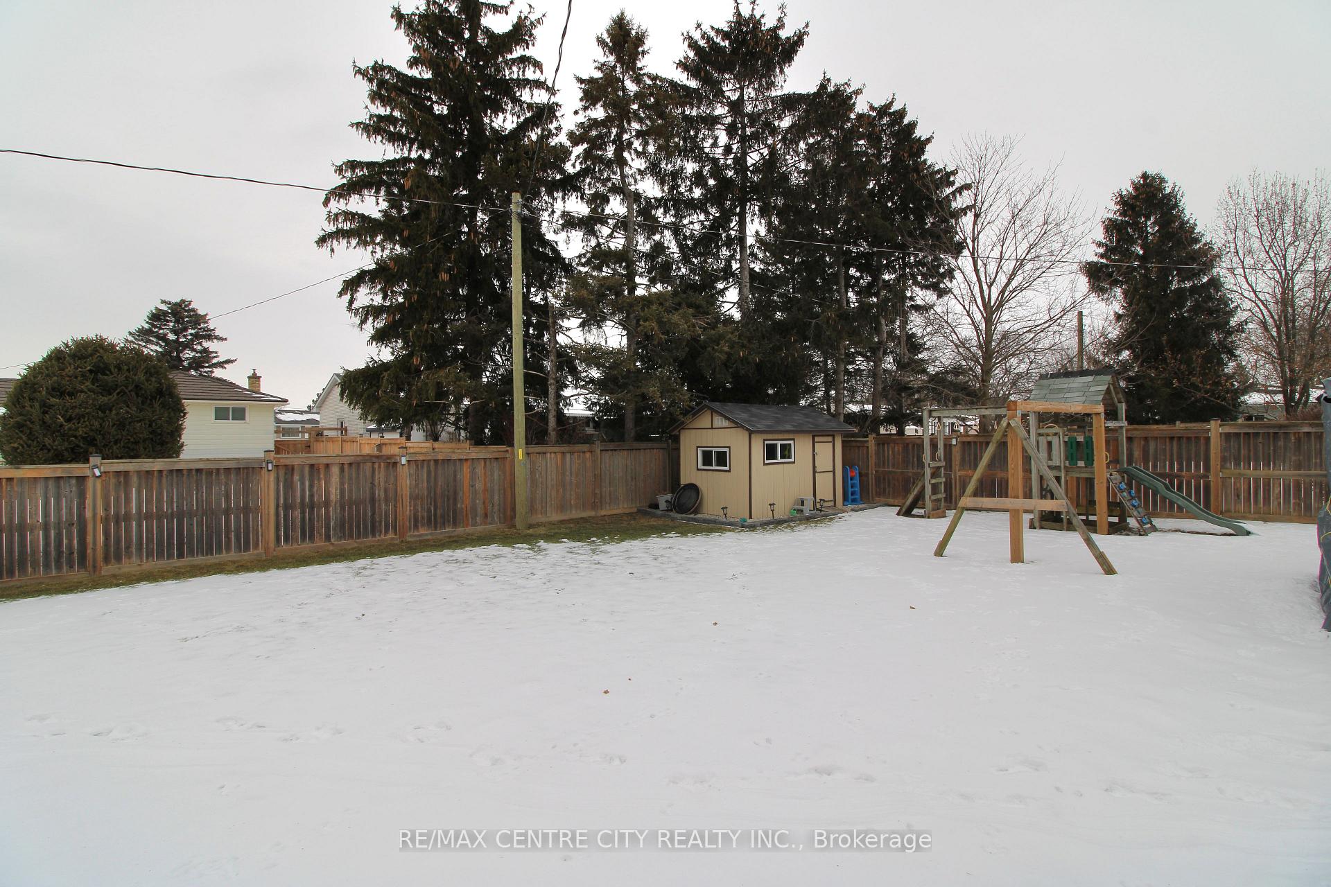Photo 67 of 75 Lawrence Avenue, St. Thomas — HOMEH