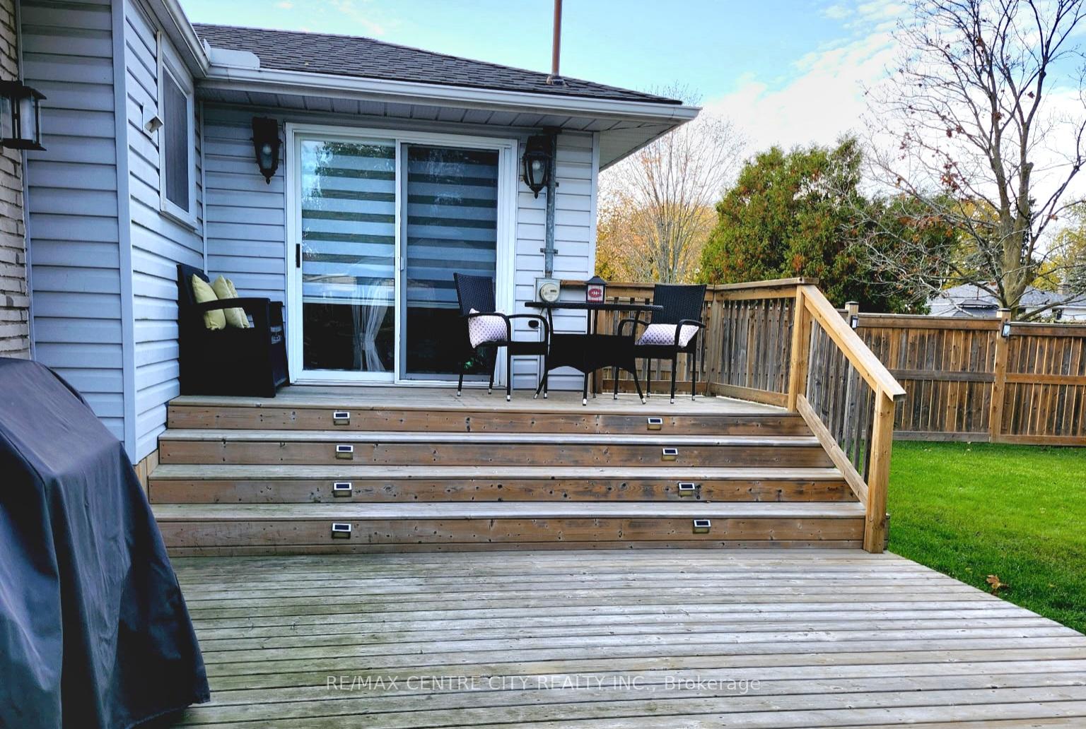 Photo 78 of 75 Lawrence Avenue, St. Thomas — HOMEH