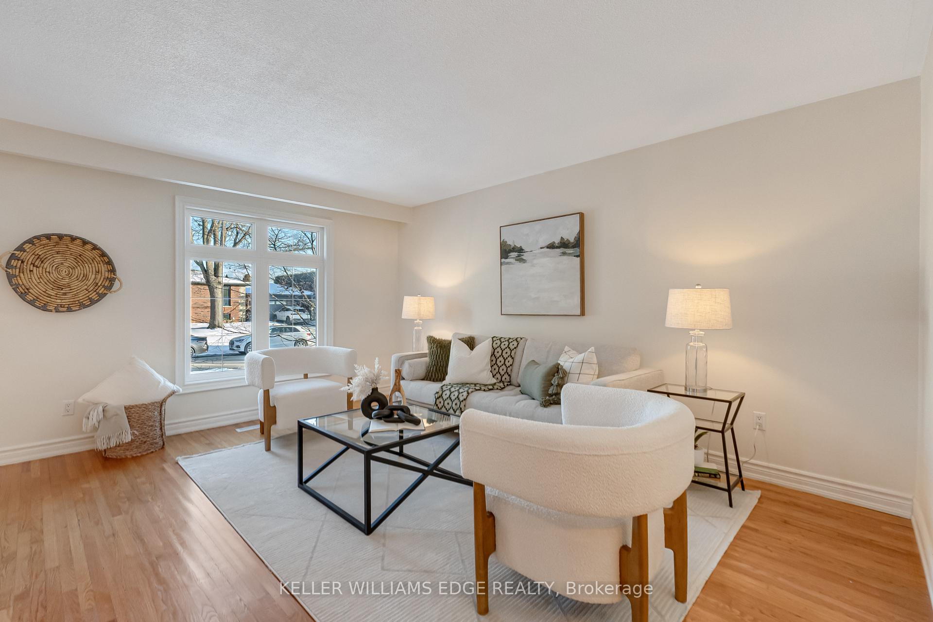 Photo 8 of 15 Laurendale Avenue, Hamilton, Waterdown — HOMEH
