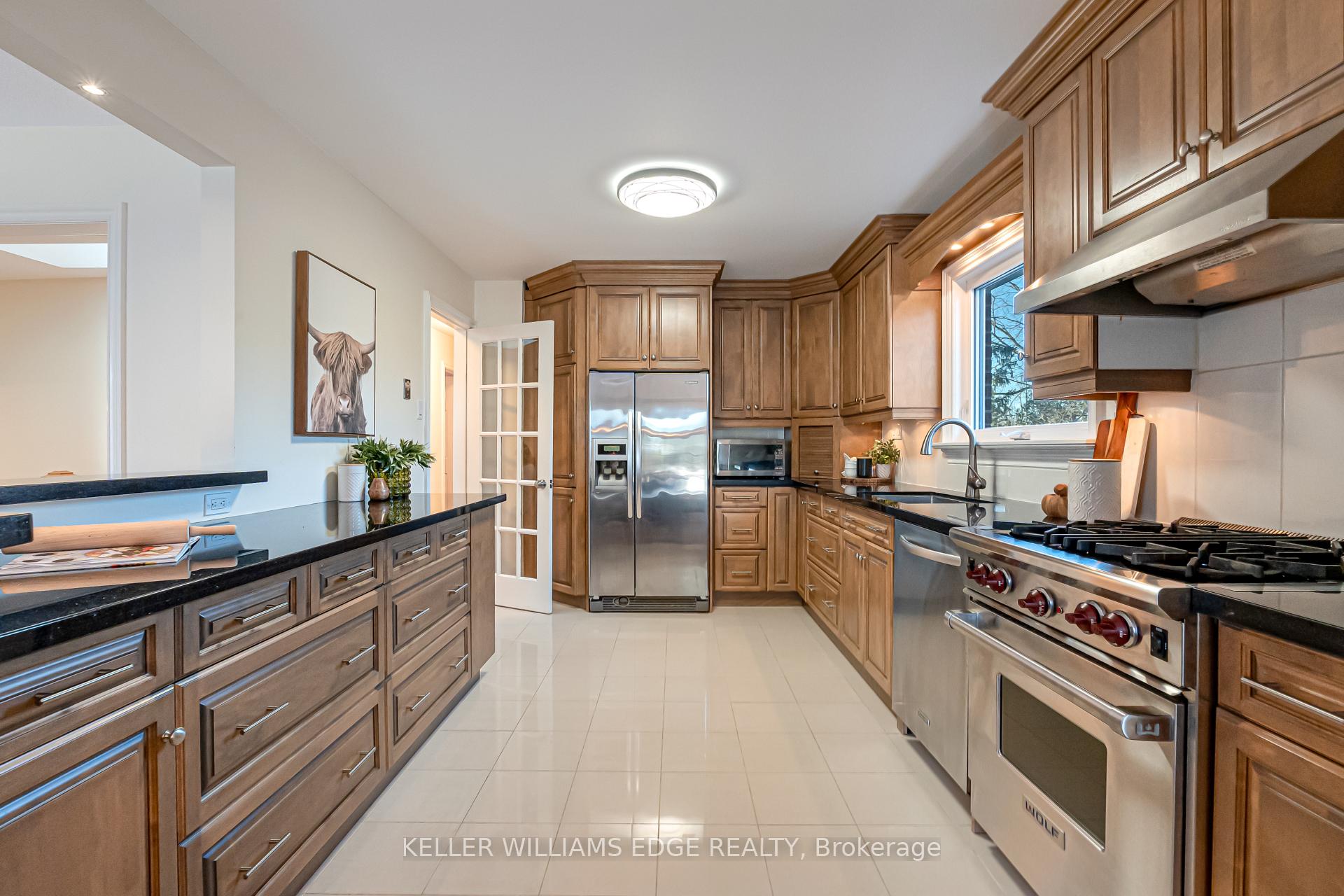 Photo 17 of 15 Laurendale Avenue, Hamilton, Waterdown — HOMEH